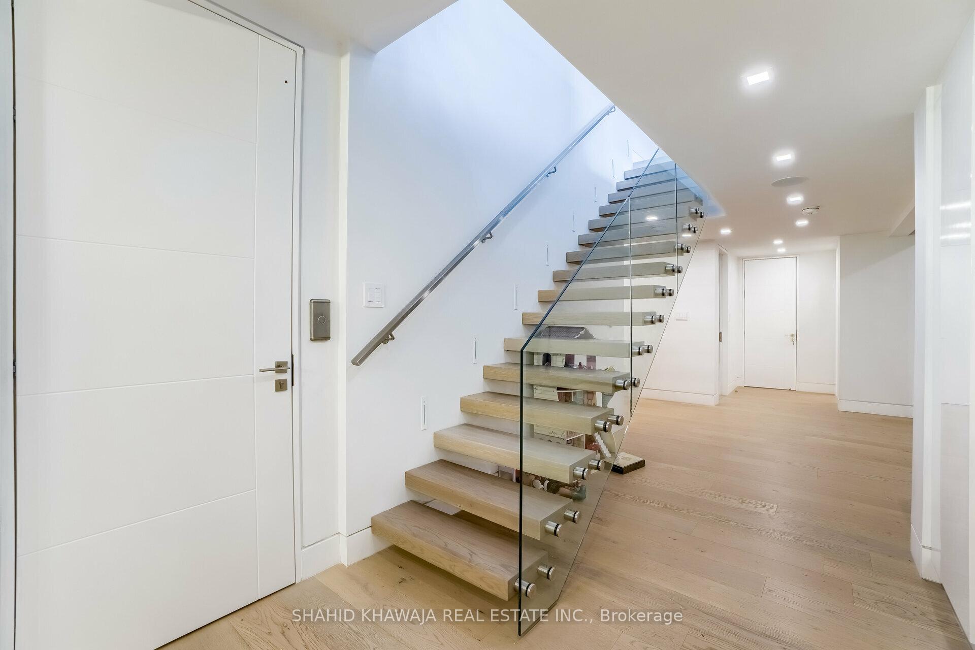 560 Shenandoah Drive