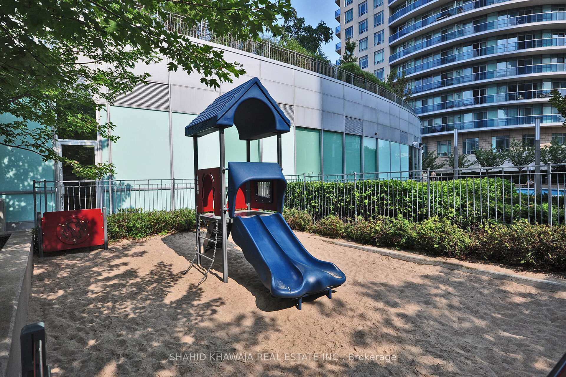 80 Absolute Avenue 1703
