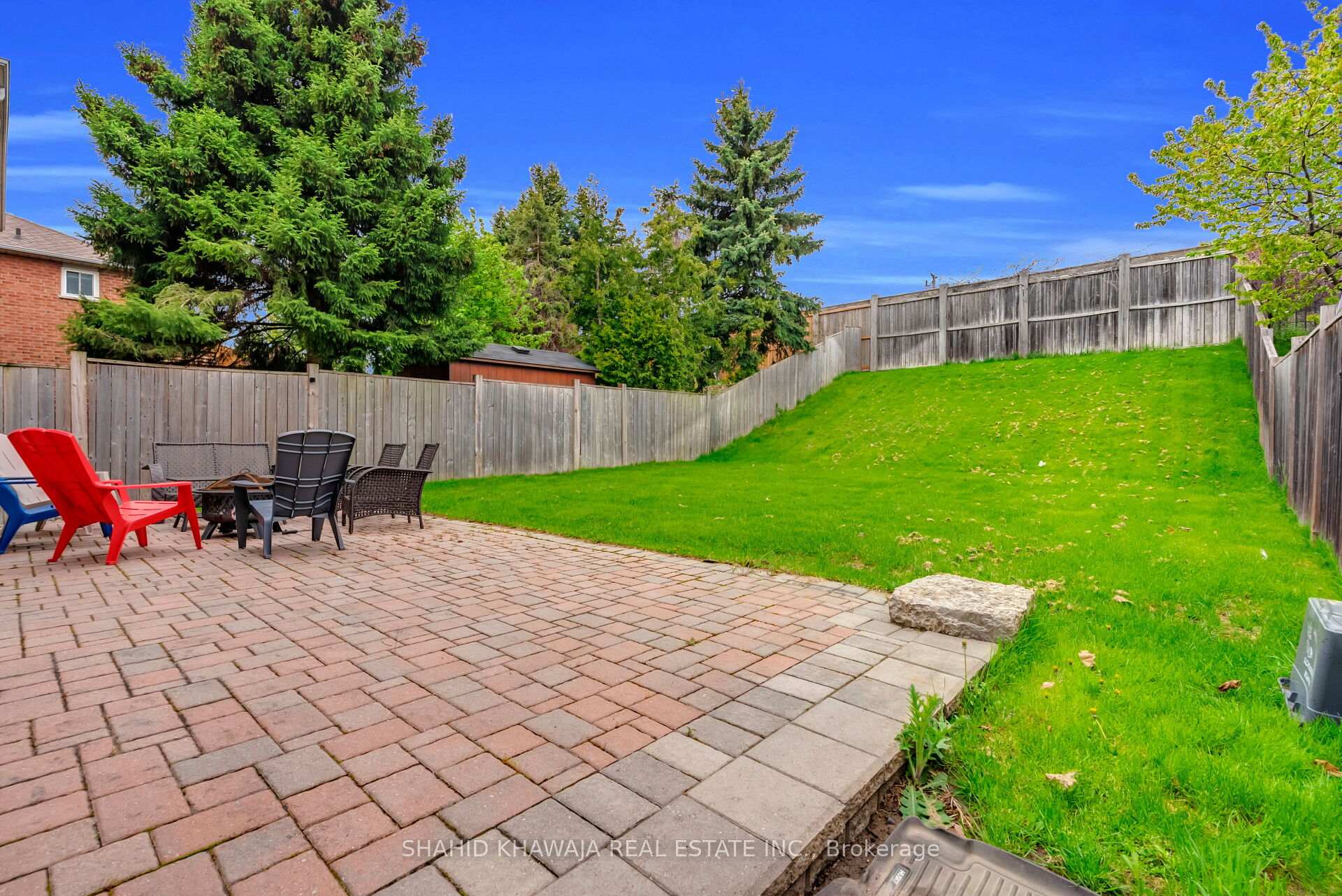 7425 Doverwood Drive