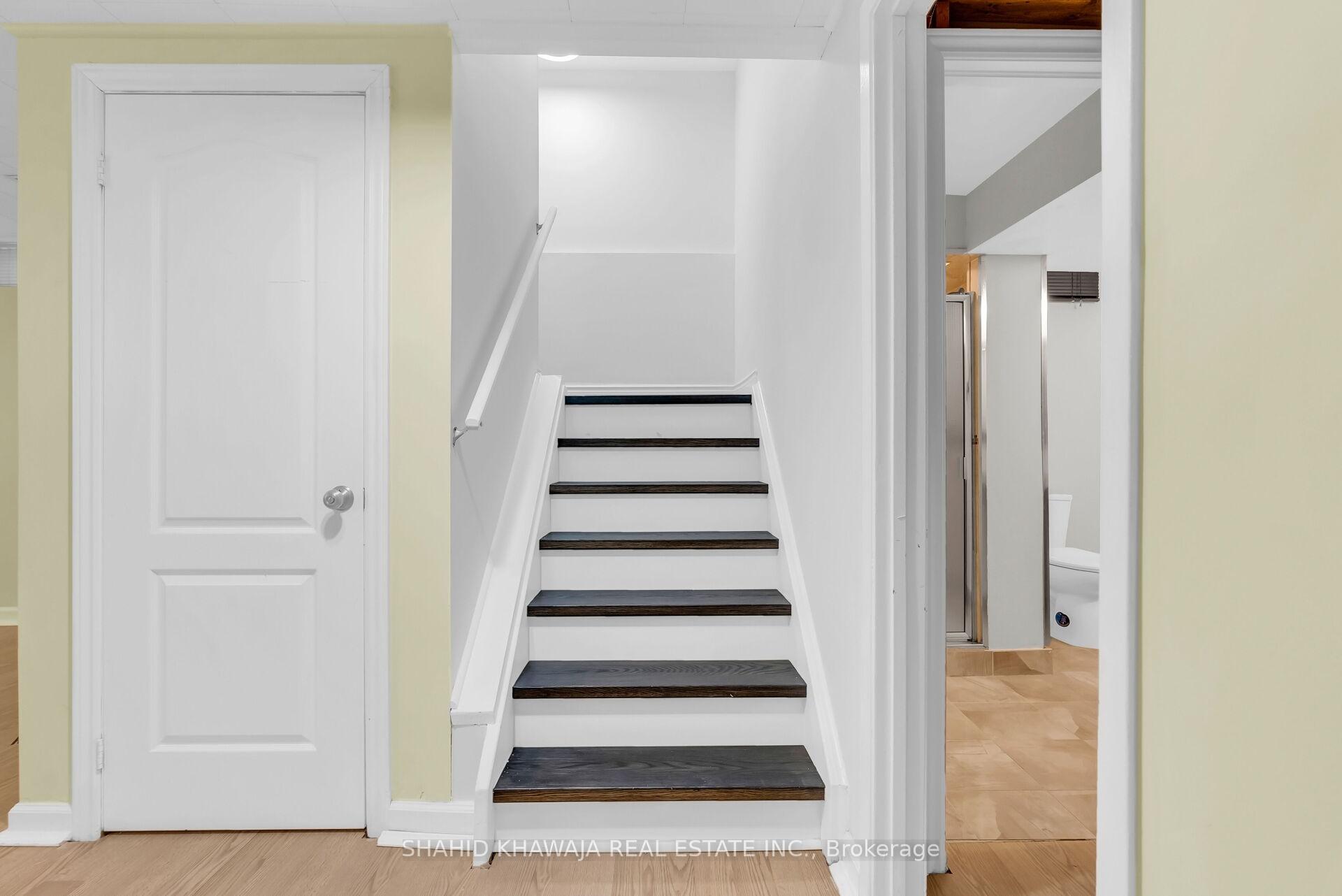 7425 Doverwood Drive