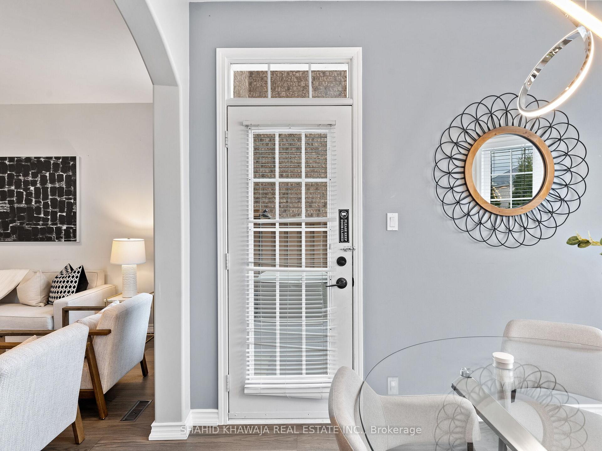 7282 Blackwood Mews