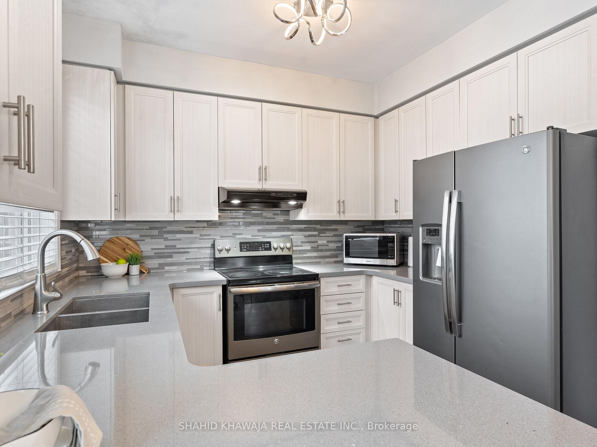 7282 Blackwood Mews