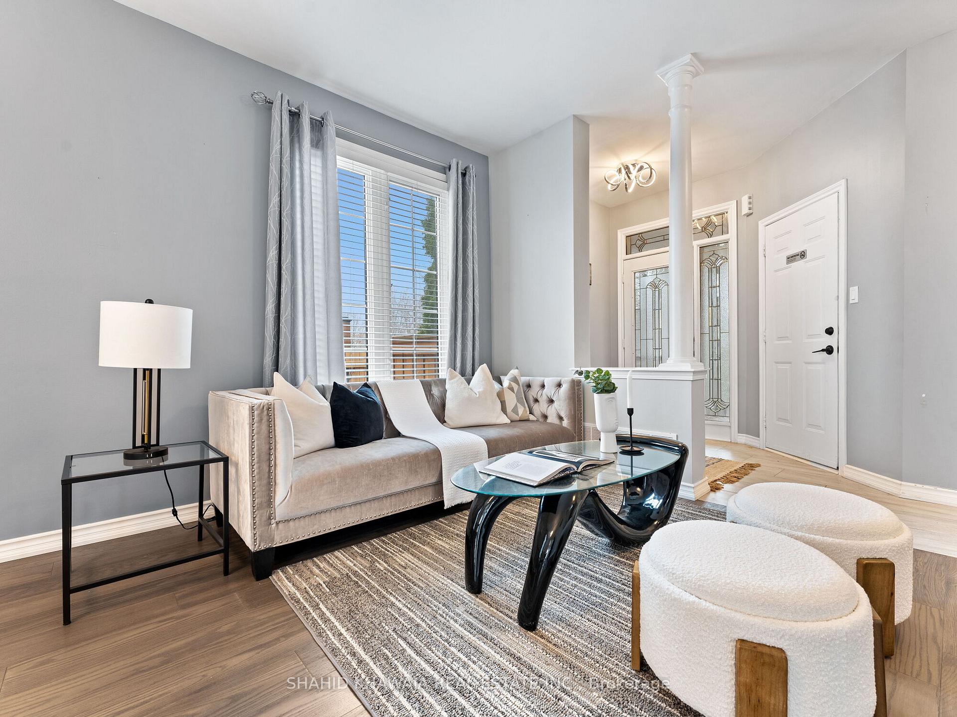 7282 Blackwood Mews