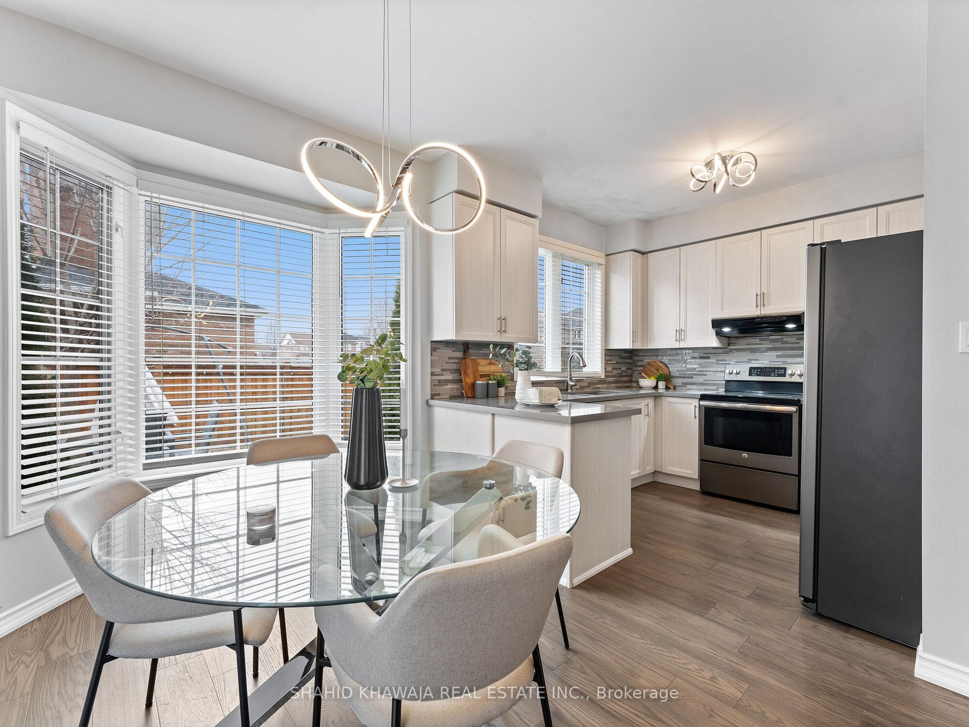 7282 Blackwood Mews
