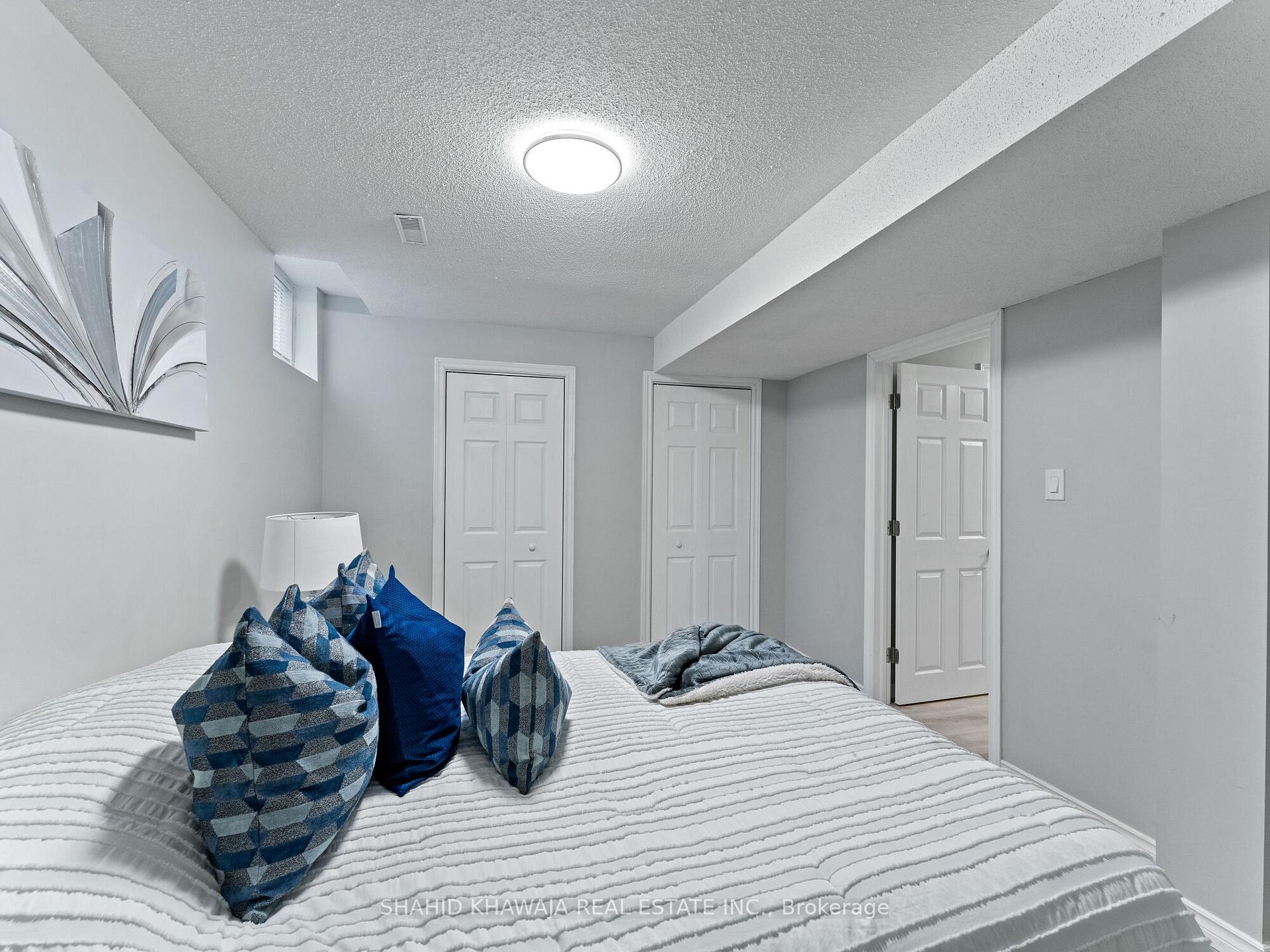 7282 Blackwood Mews