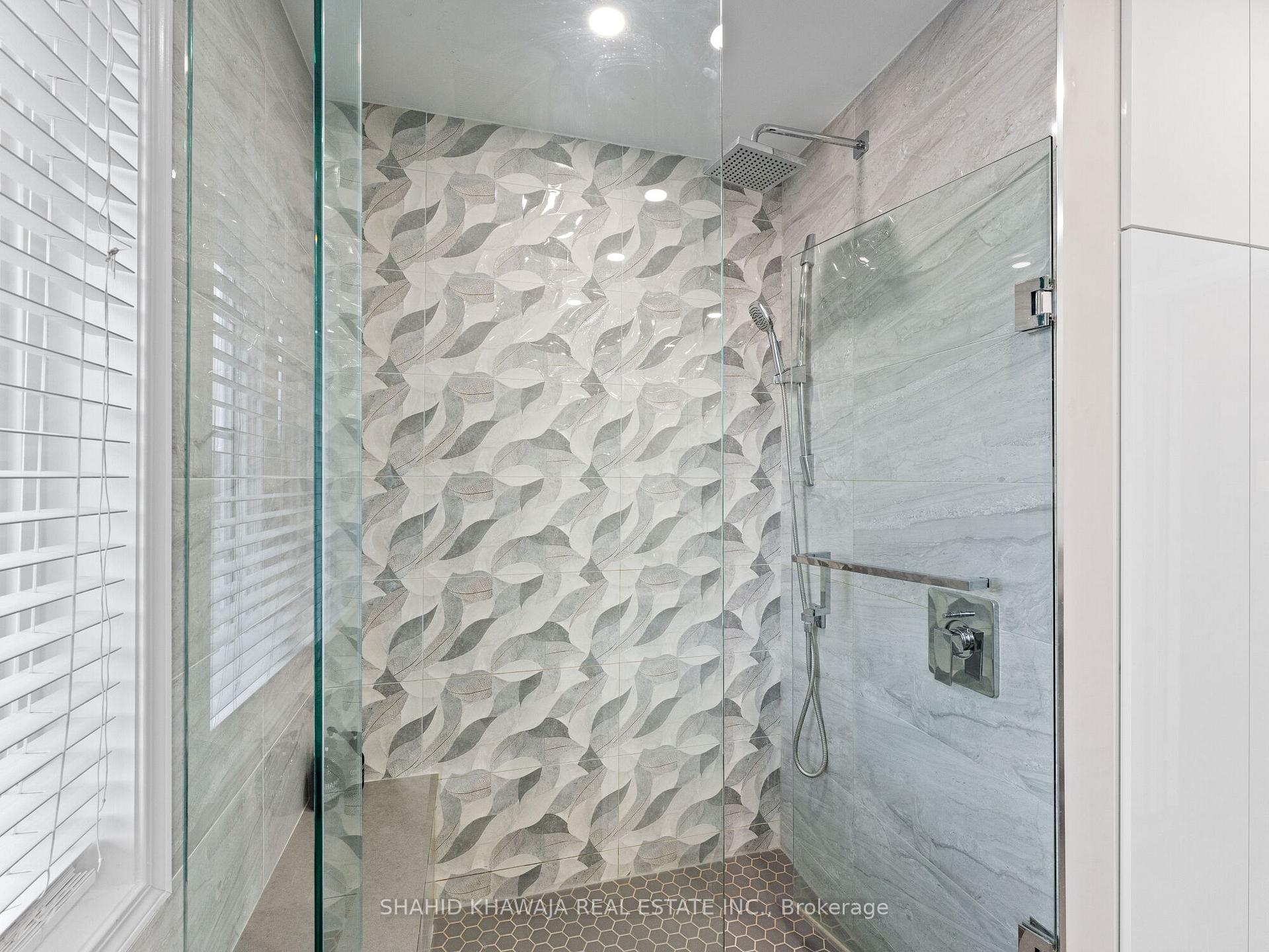 7282 Blackwood Mews