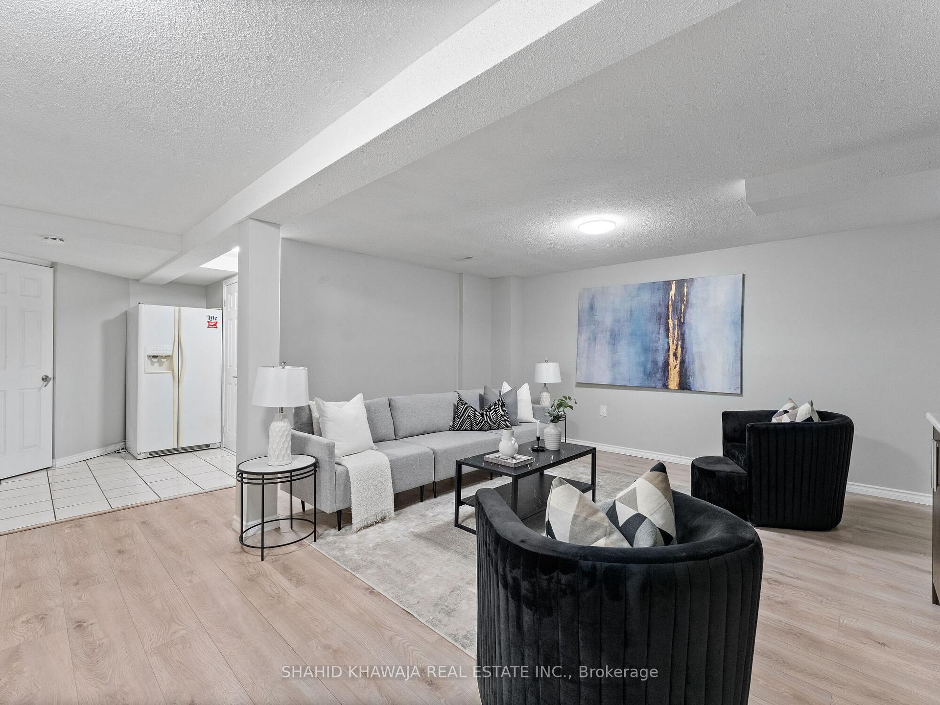 7282 Blackwood Mews