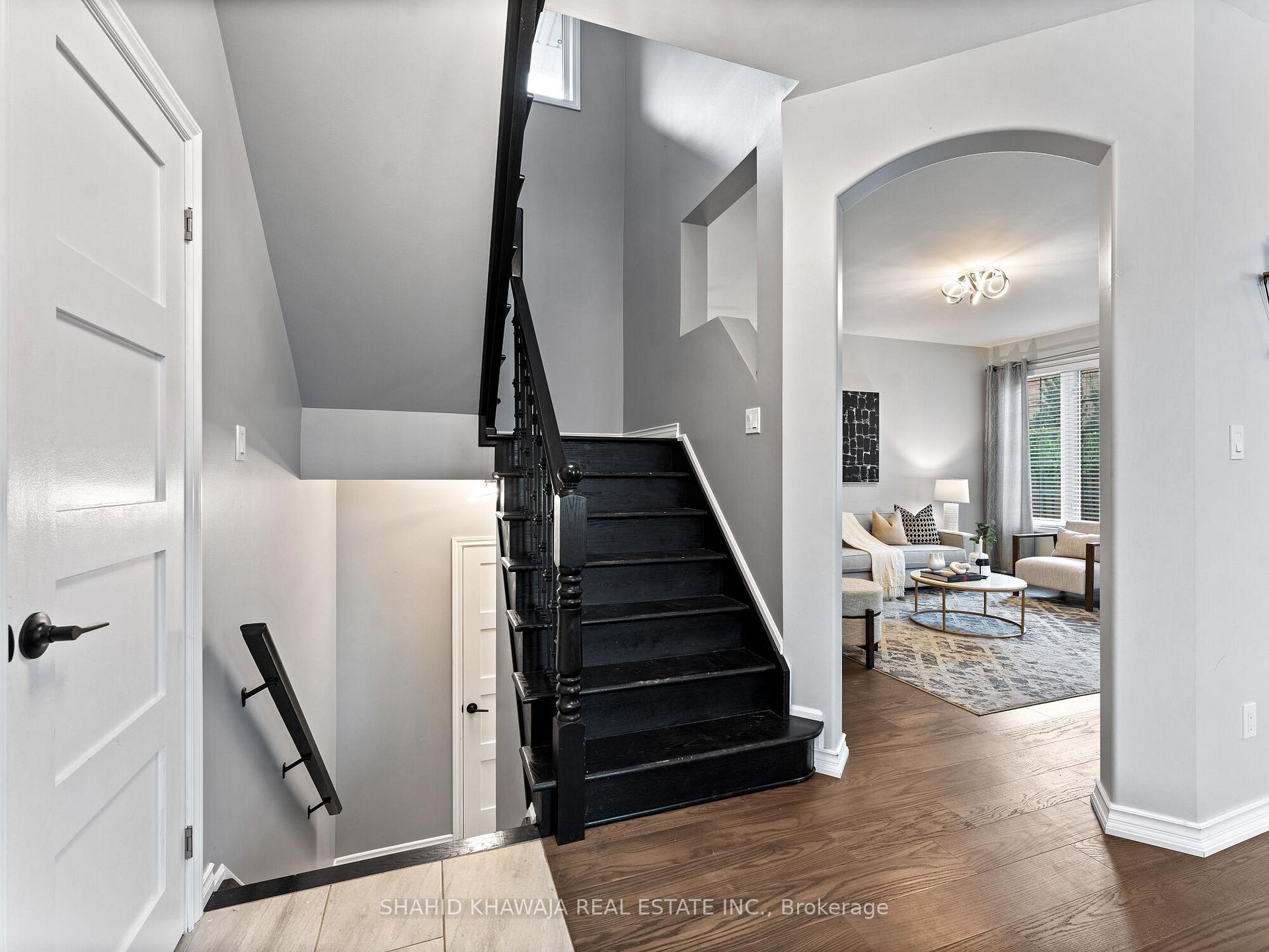 7282 Blackwood Mews
