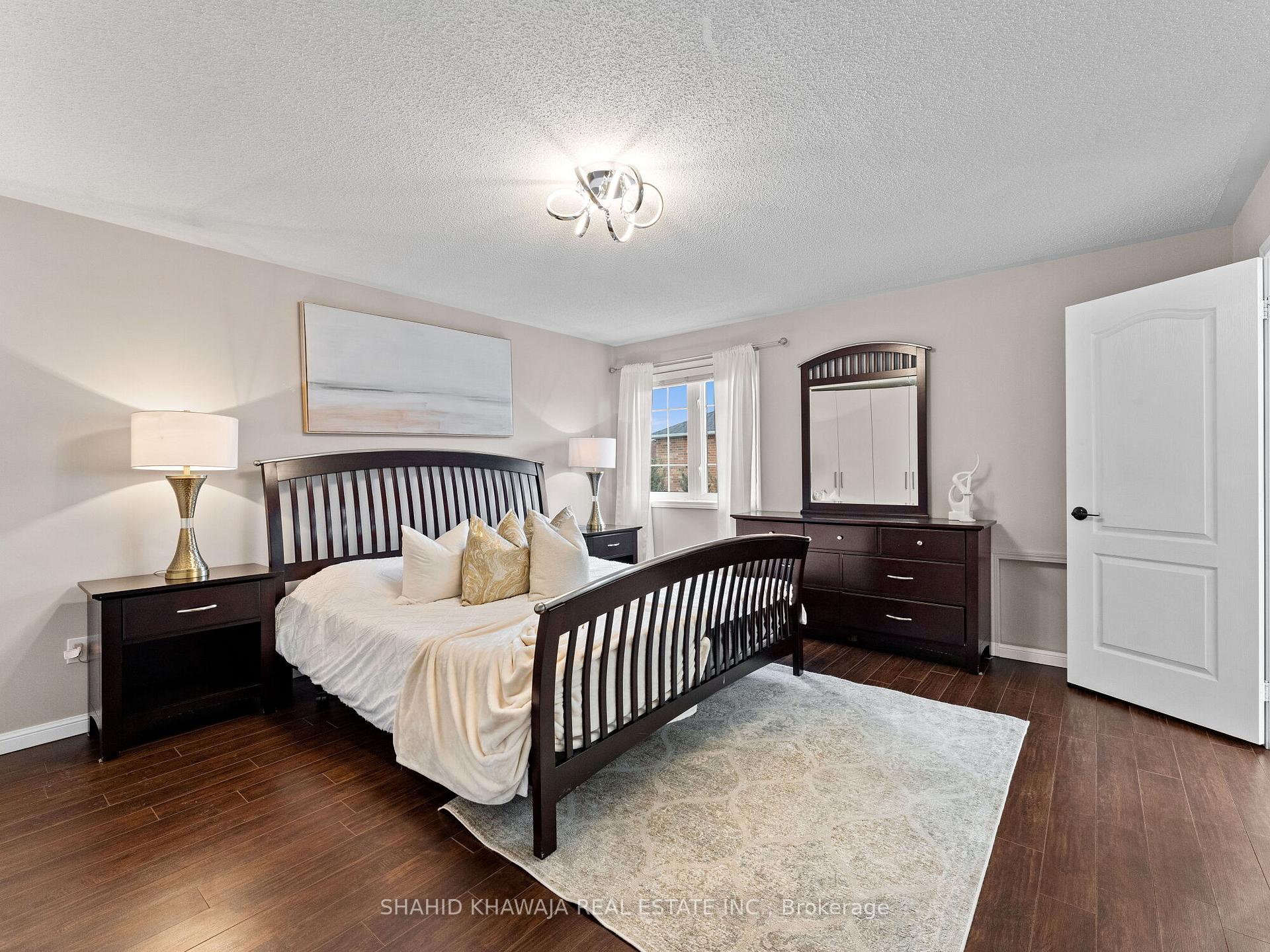 7282 Blackwood Mews