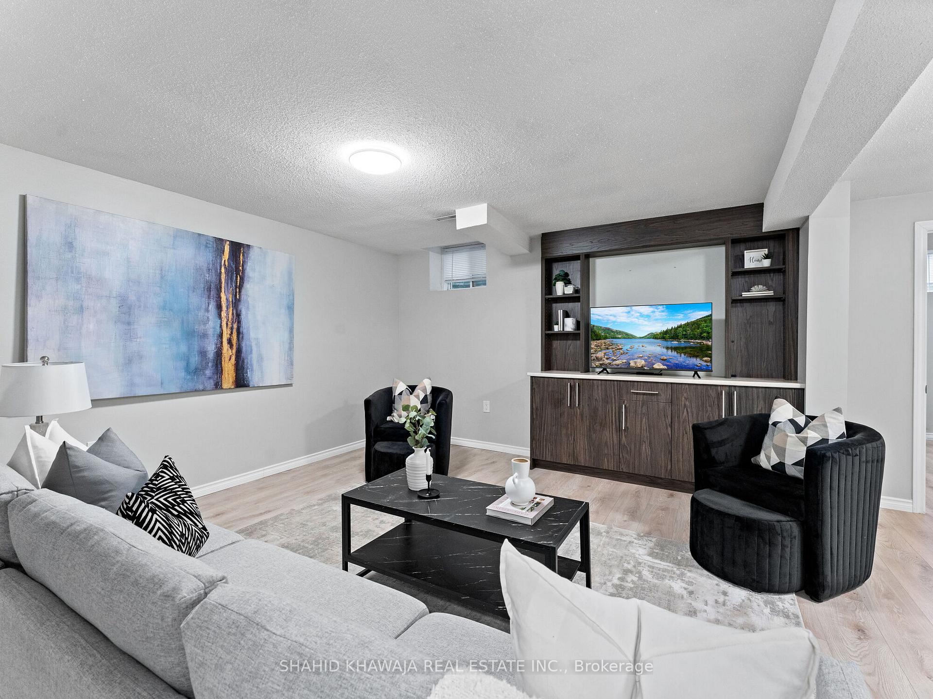 7282 Blackwood Mews