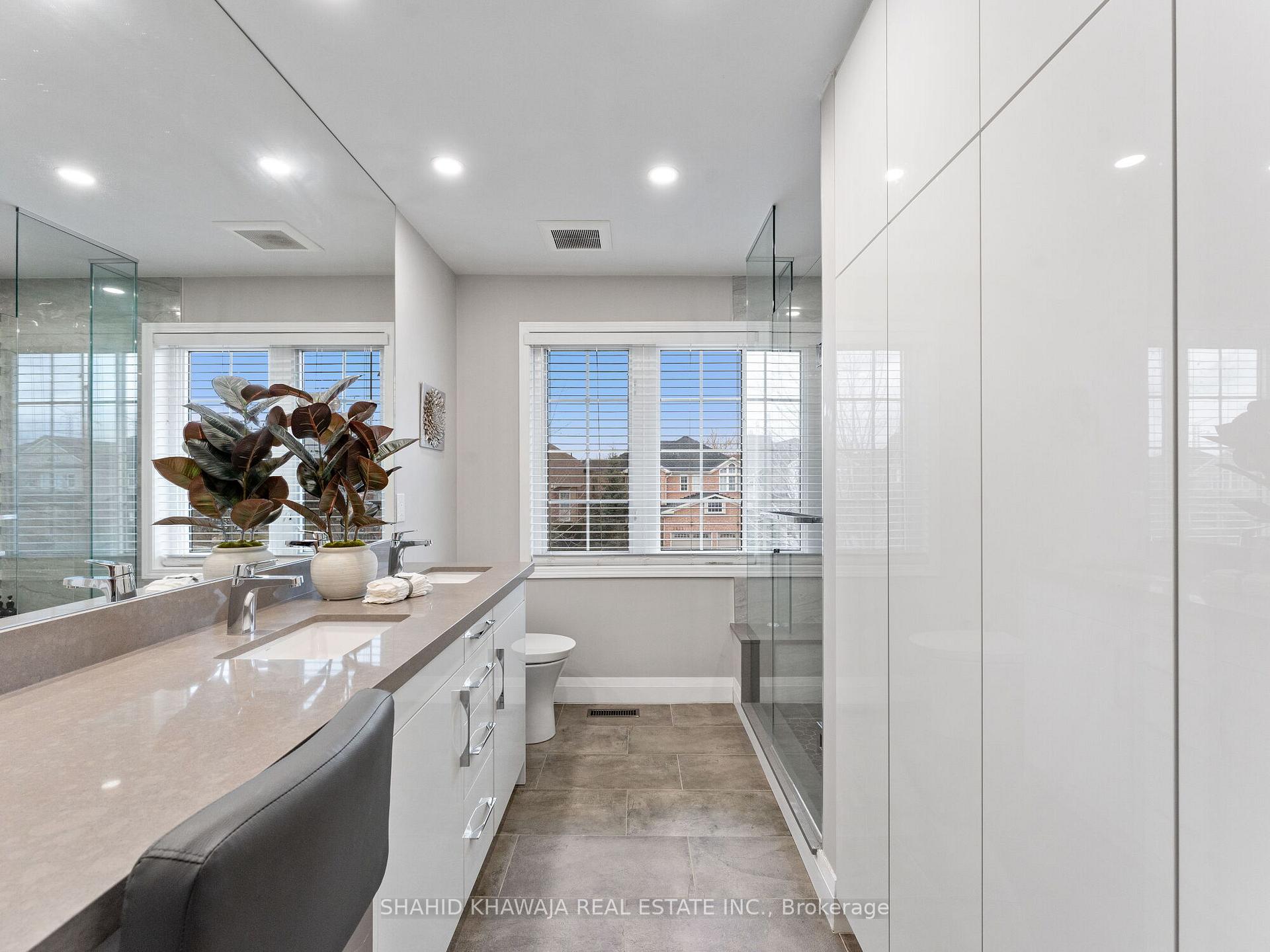 7282 Blackwood Mews
