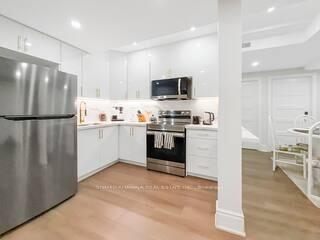 1328 Aymond Crescent bsmt