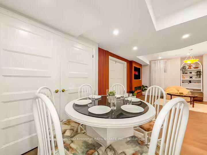 1328 Aymond Crescent bsmt