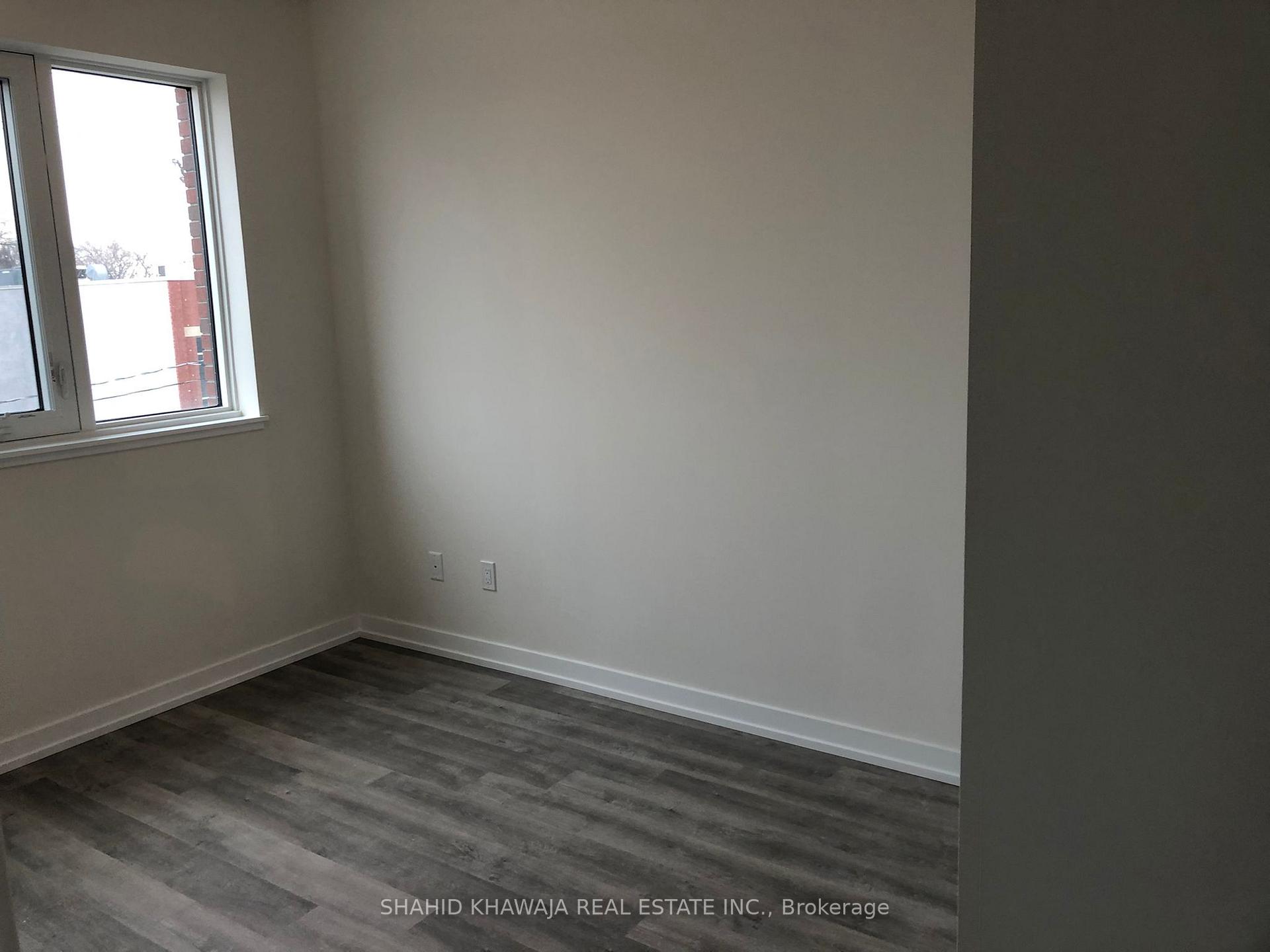 2300 St. Clair Avenue W 306