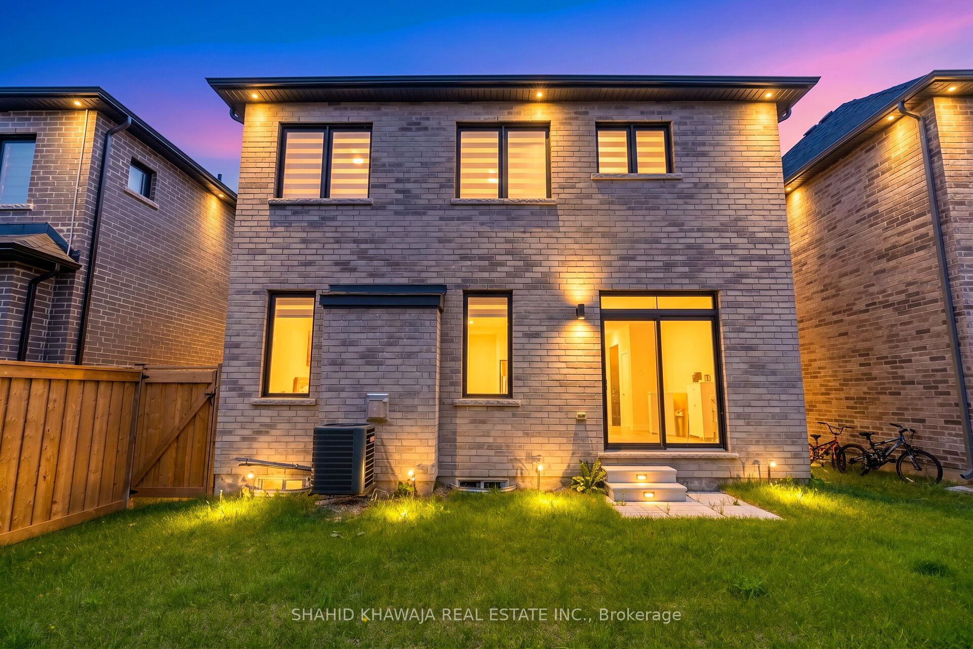 641 Leatherleaf Landing