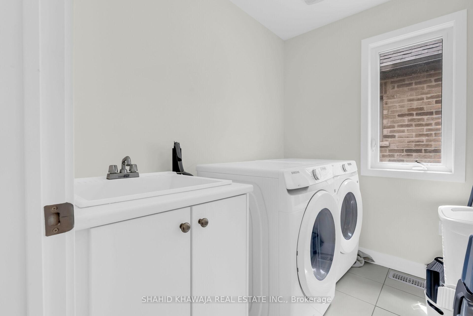 641 Leatherleaf Landing