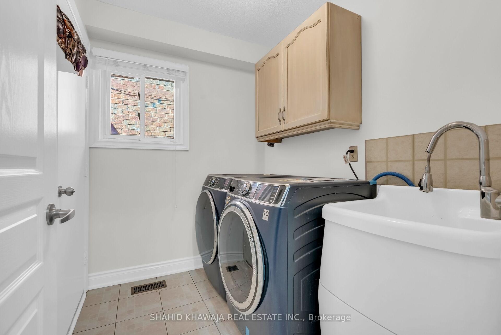 5214 Sundial Court