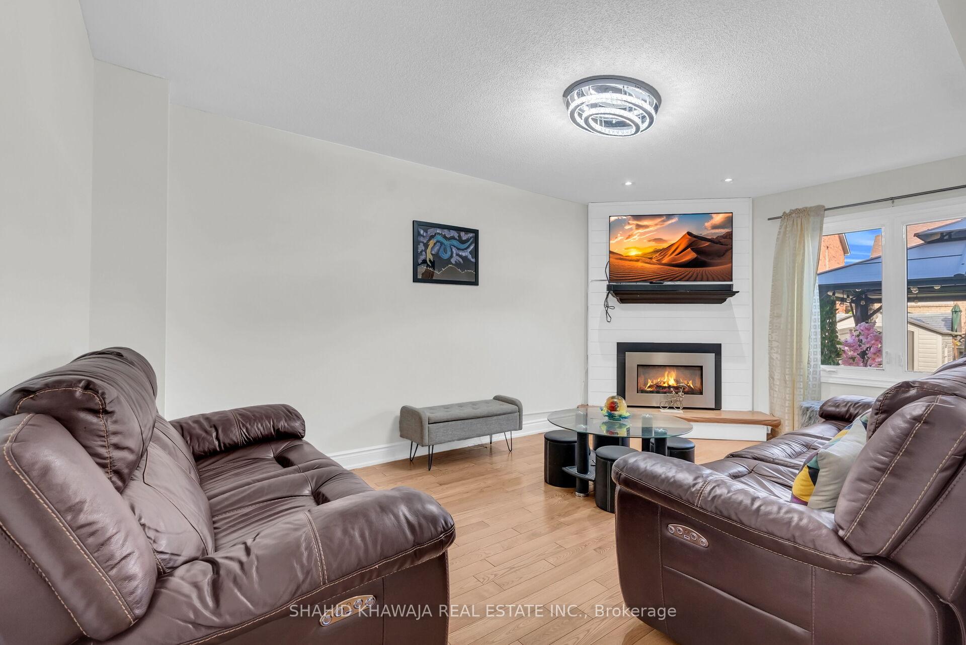 5214 Sundial Court
