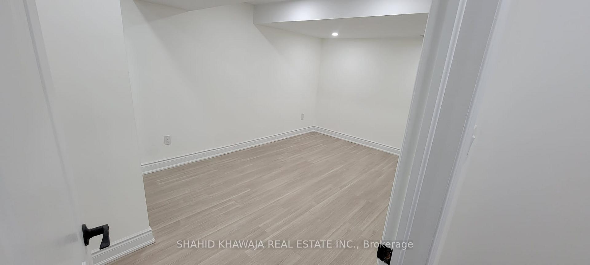 5214 Sundial Court