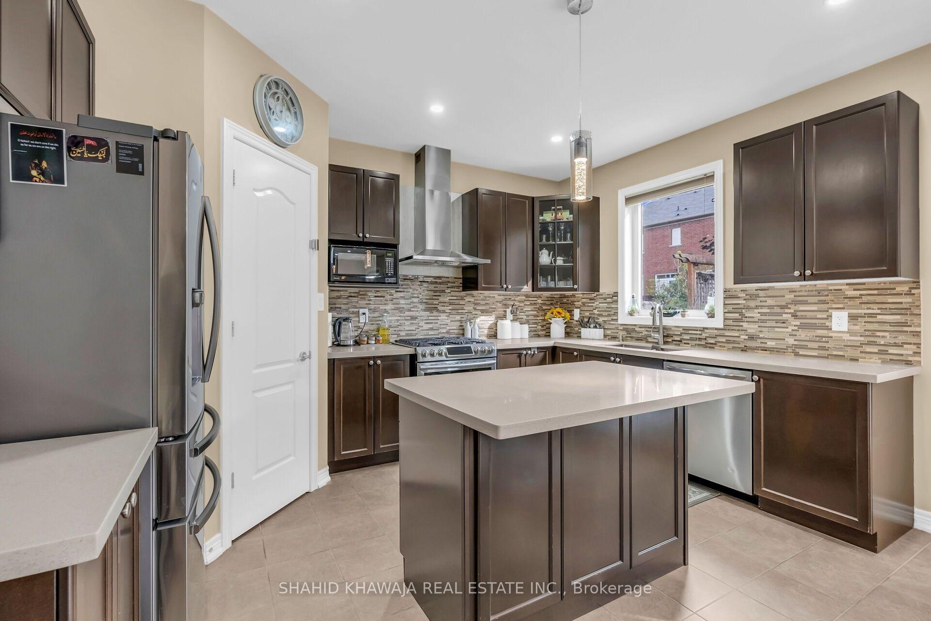 26 Pine Island Way