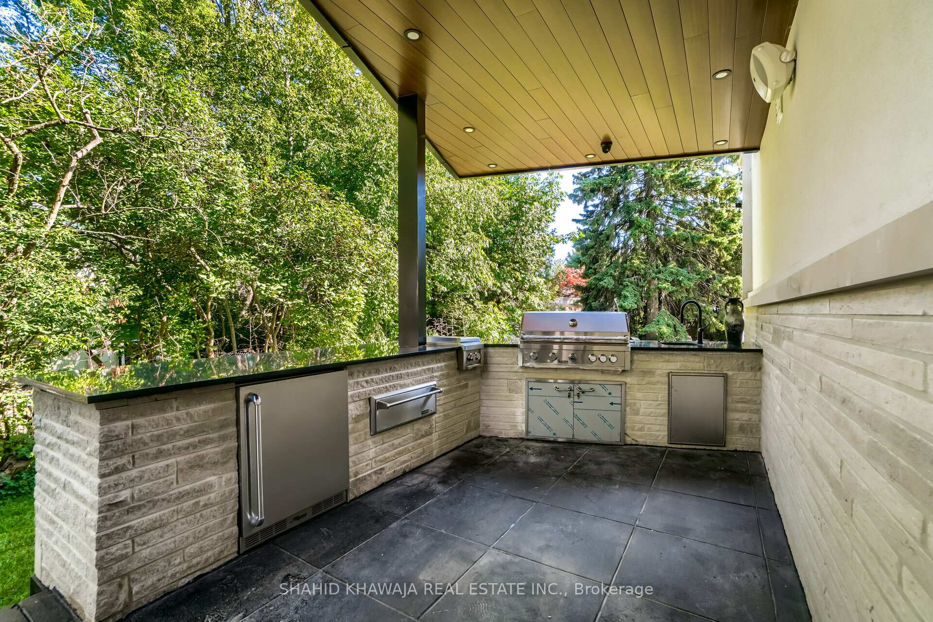 560 Shenandoah Drive