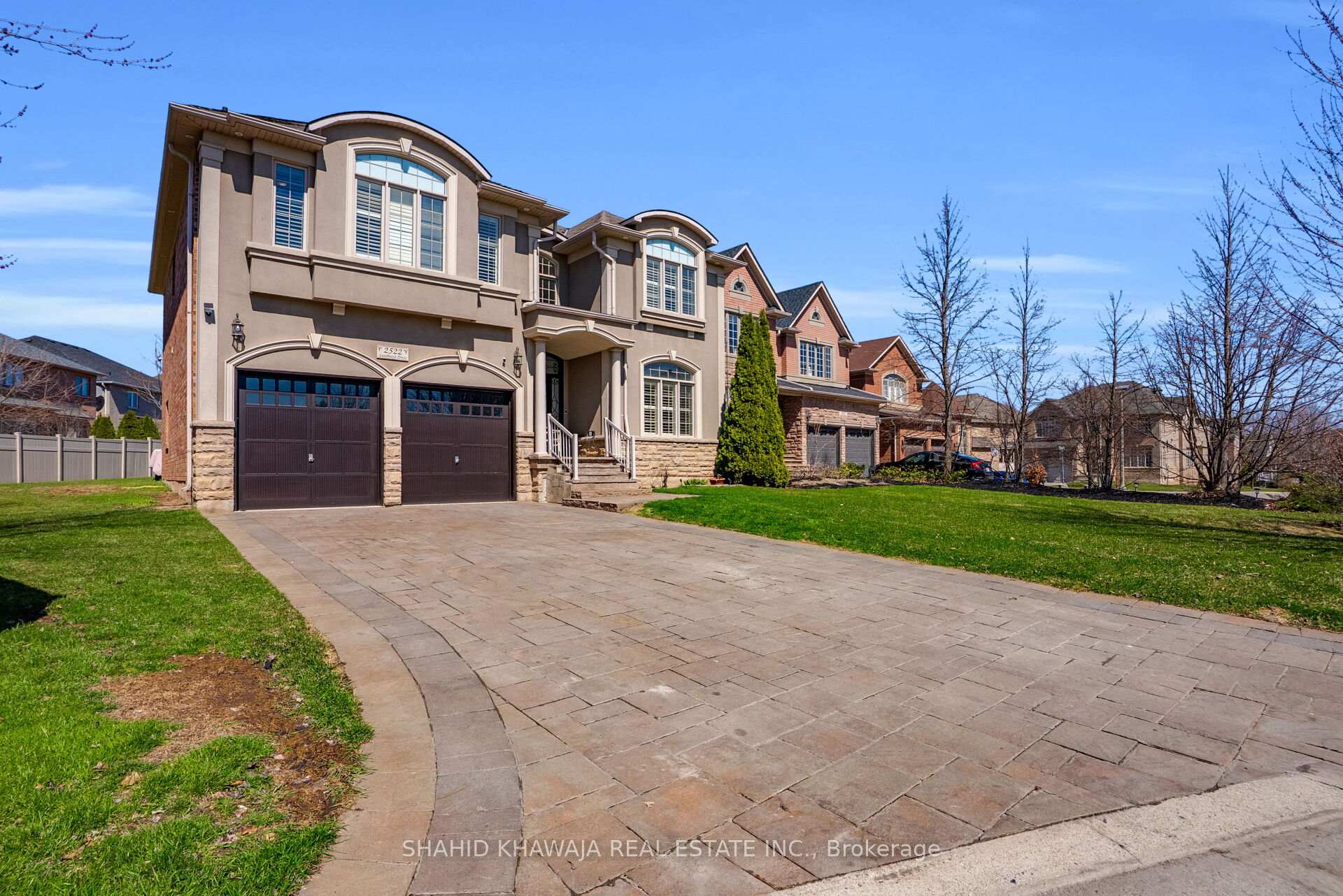 2522 Lyndhurst Drive