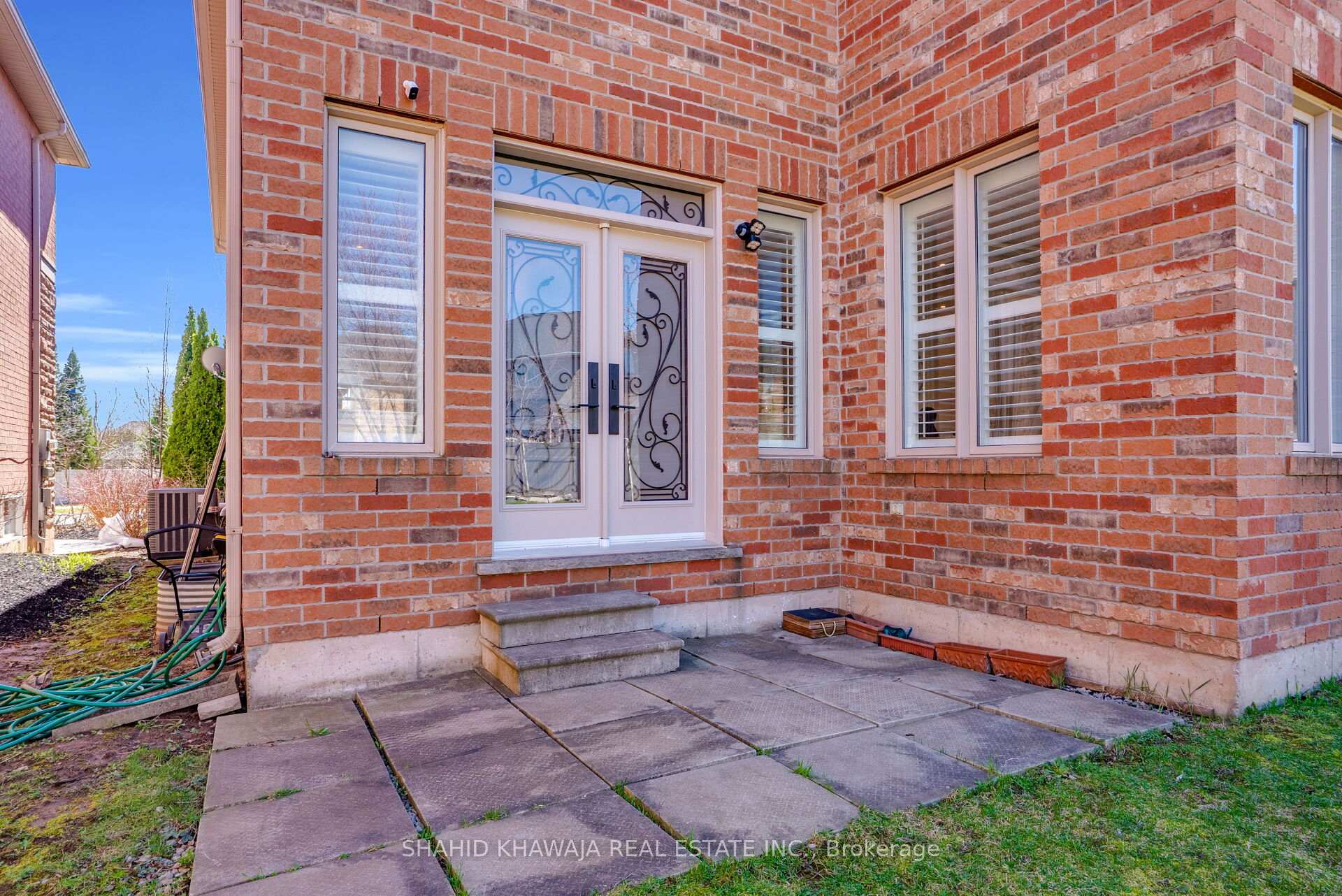 2522 Lyndhurst Drive