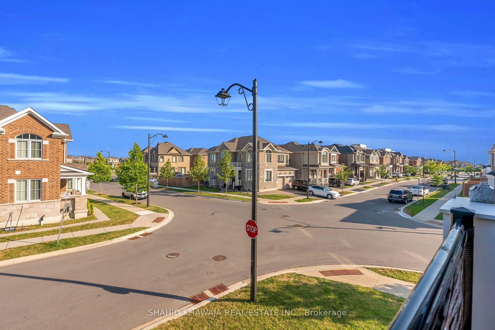875 Sumac Crescent