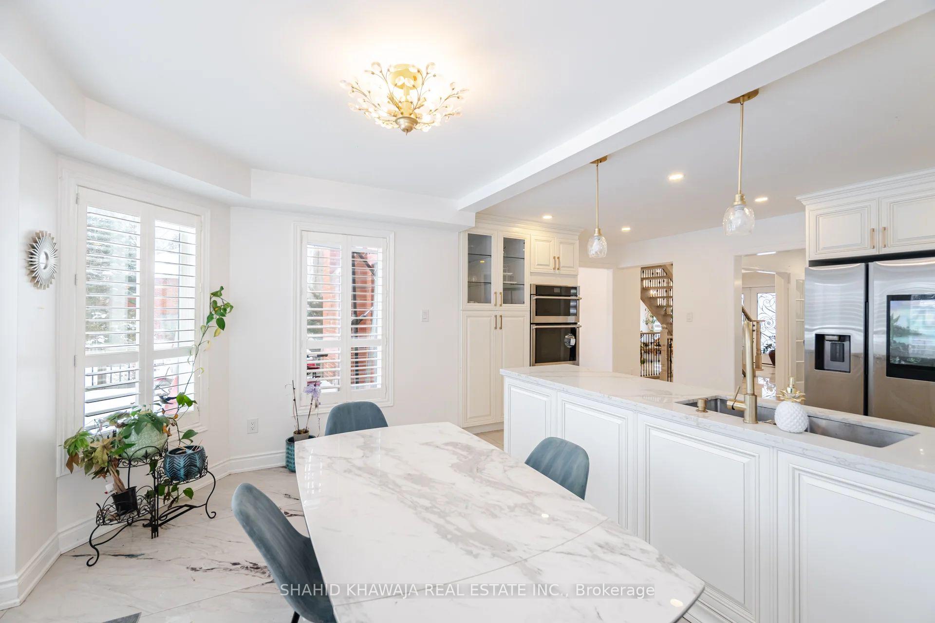 6150 Bankhead Court