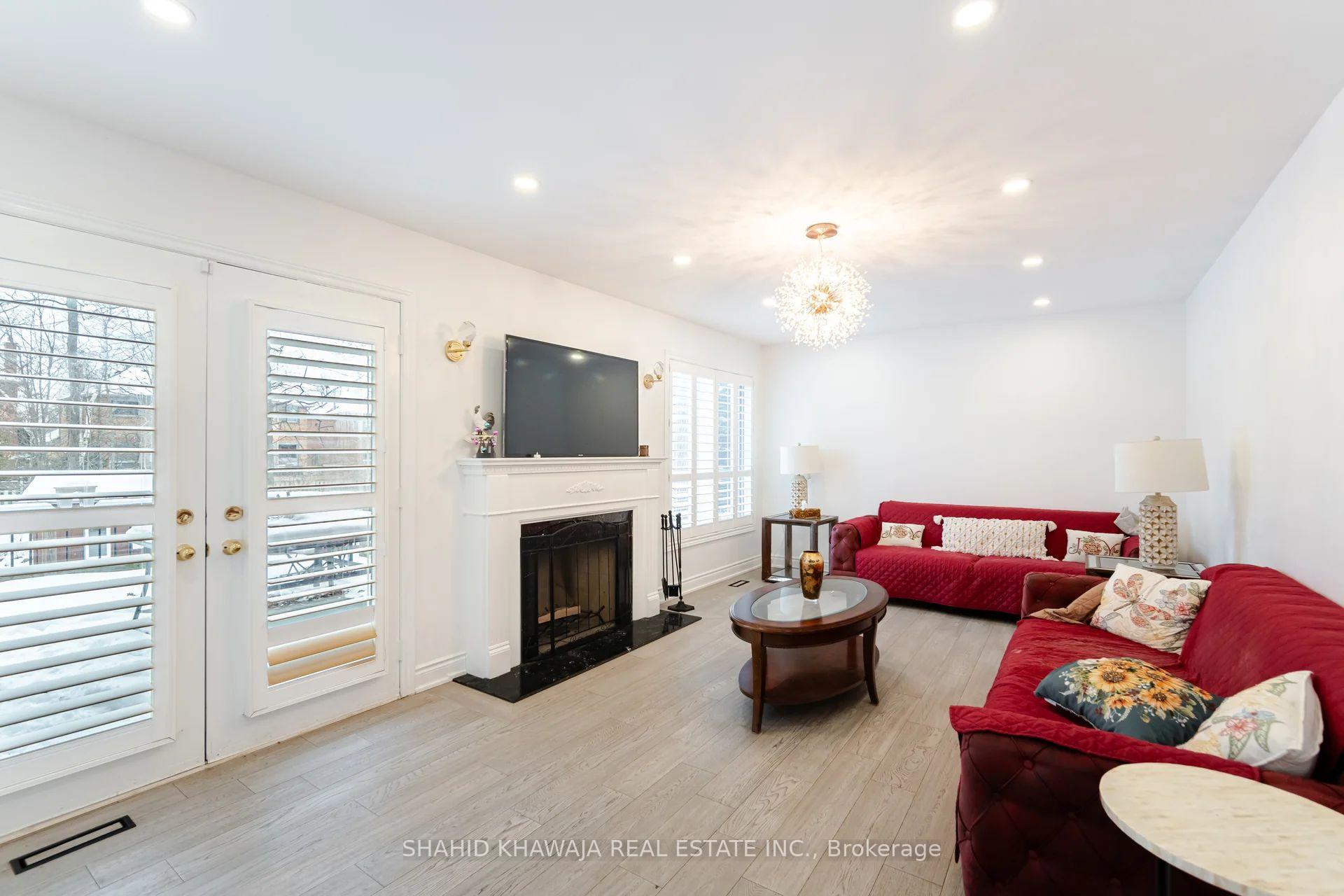 6150 Bankhead Court