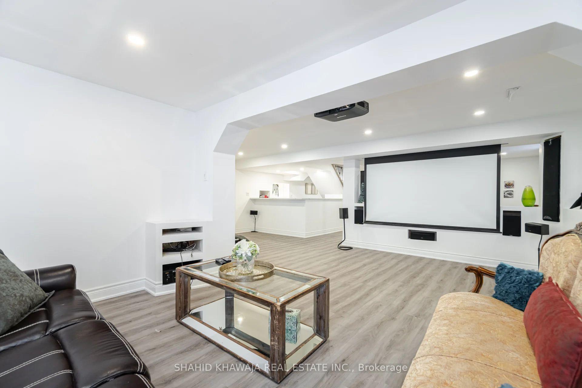 6150 Bankhead Court
