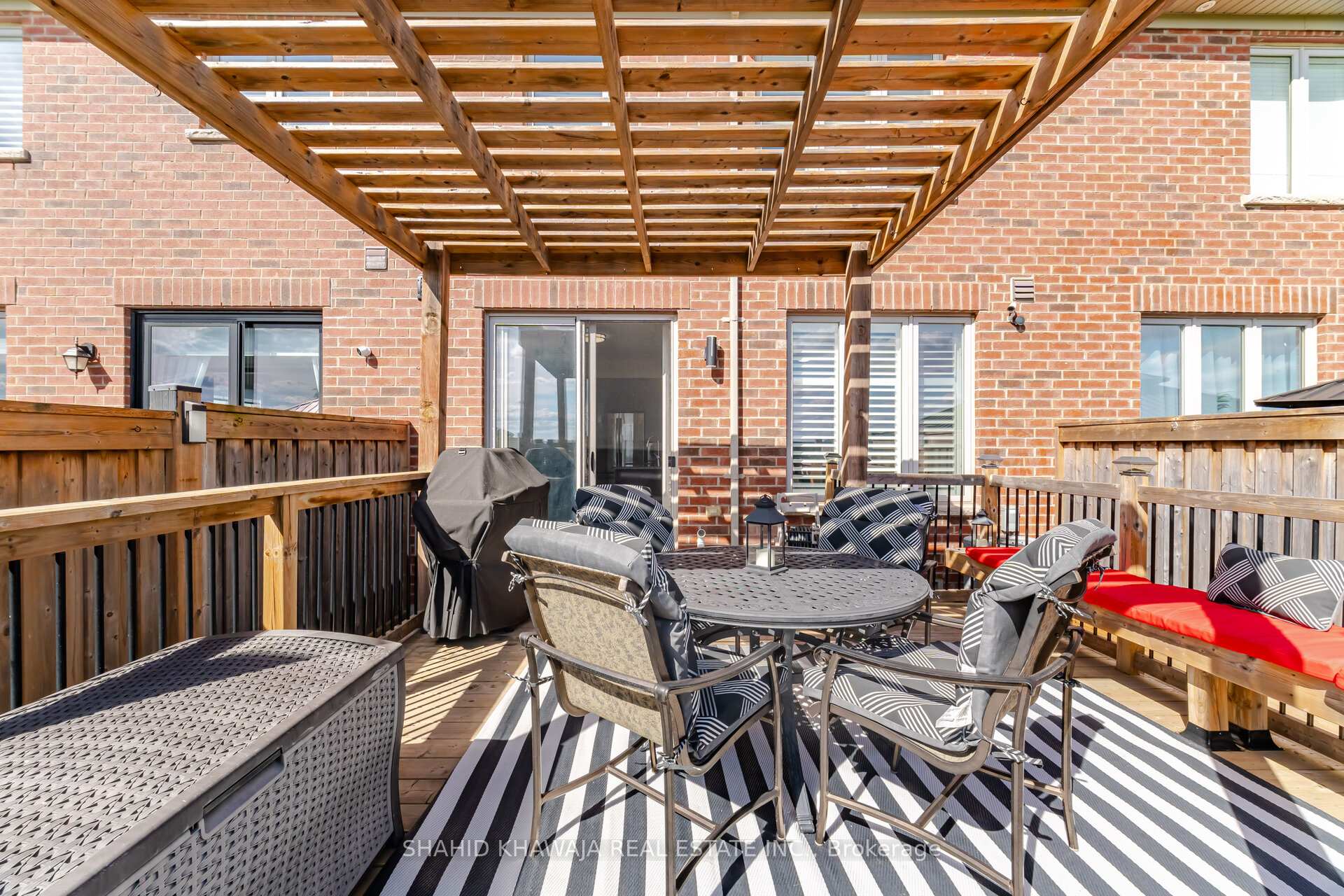 1504 Shade Lane