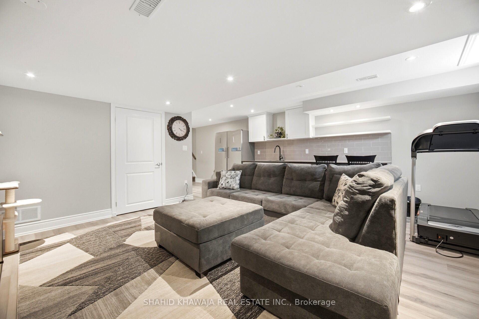1504 Shade Lane