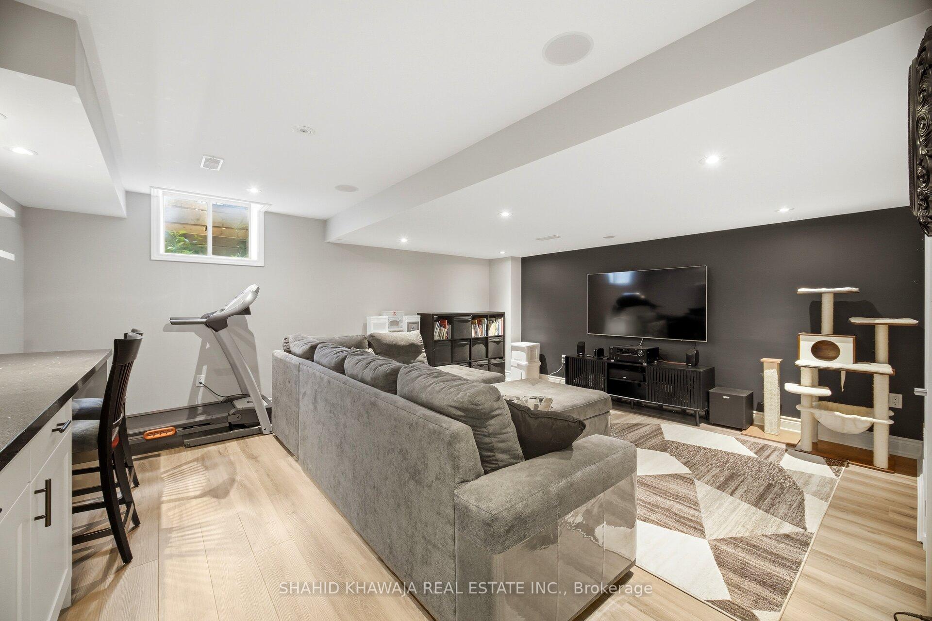 1504 Shade Lane