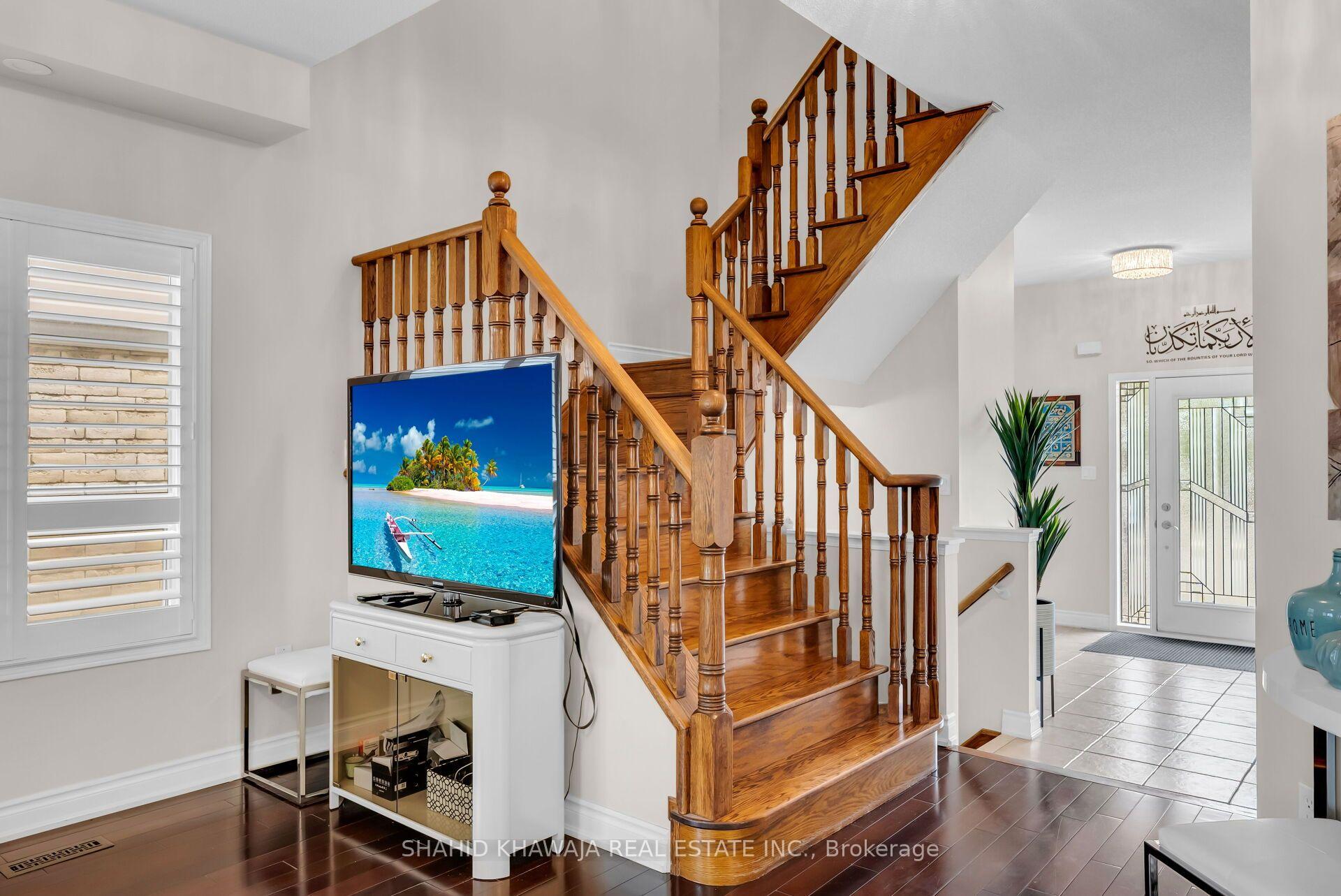 1078 Easterbrook Crescent