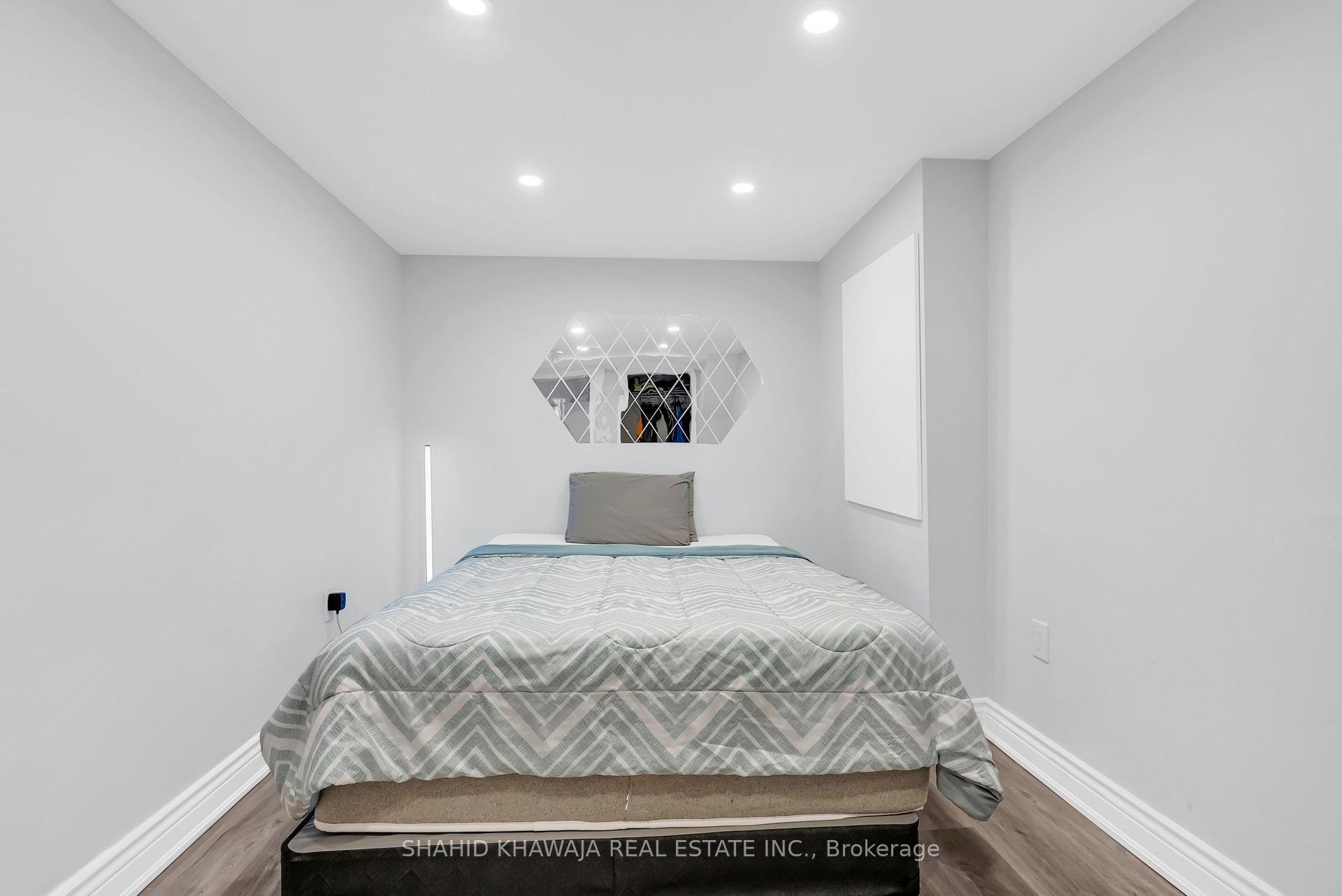 1221 Raspberry Terrace