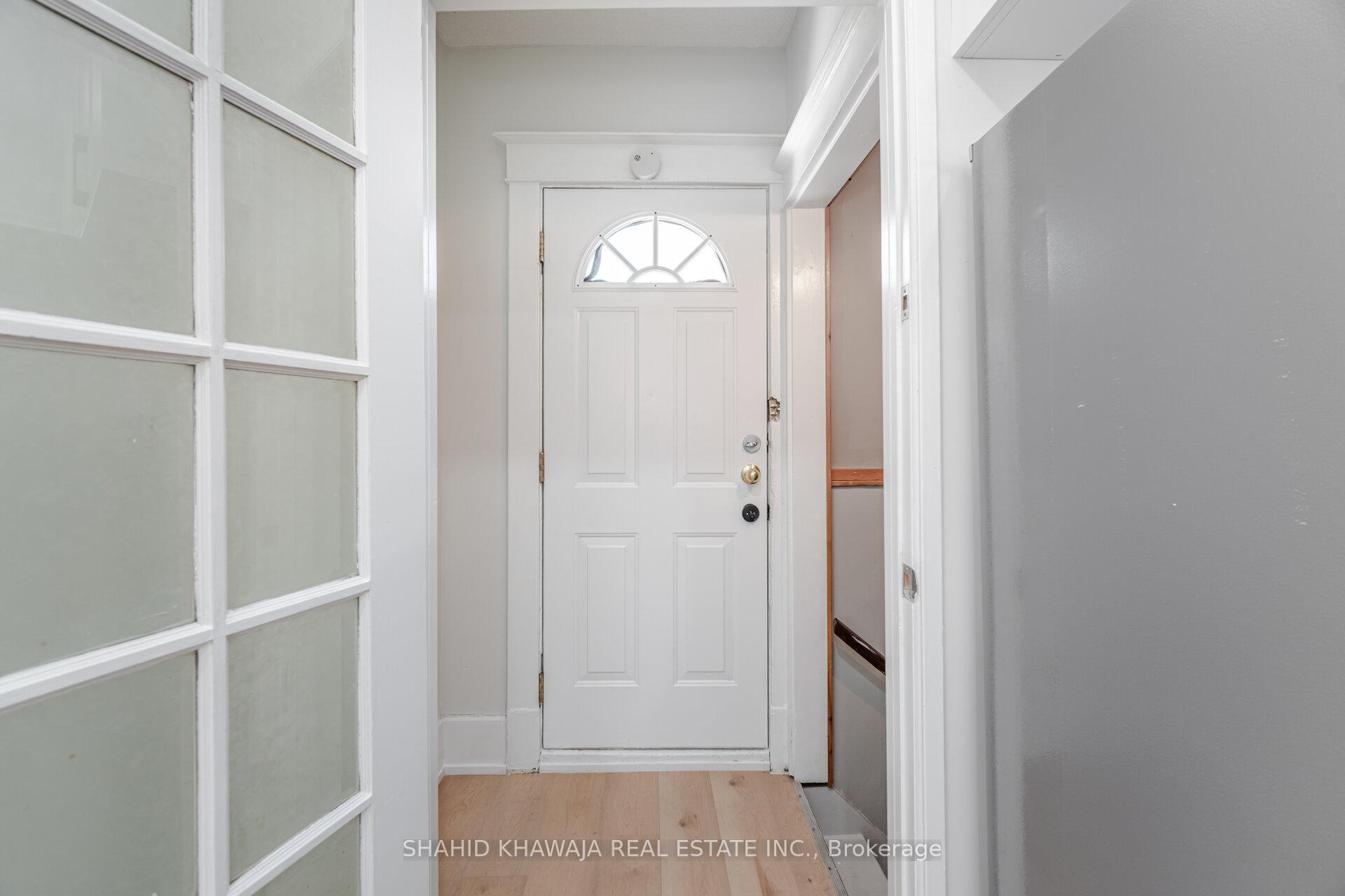 208 Lake Street