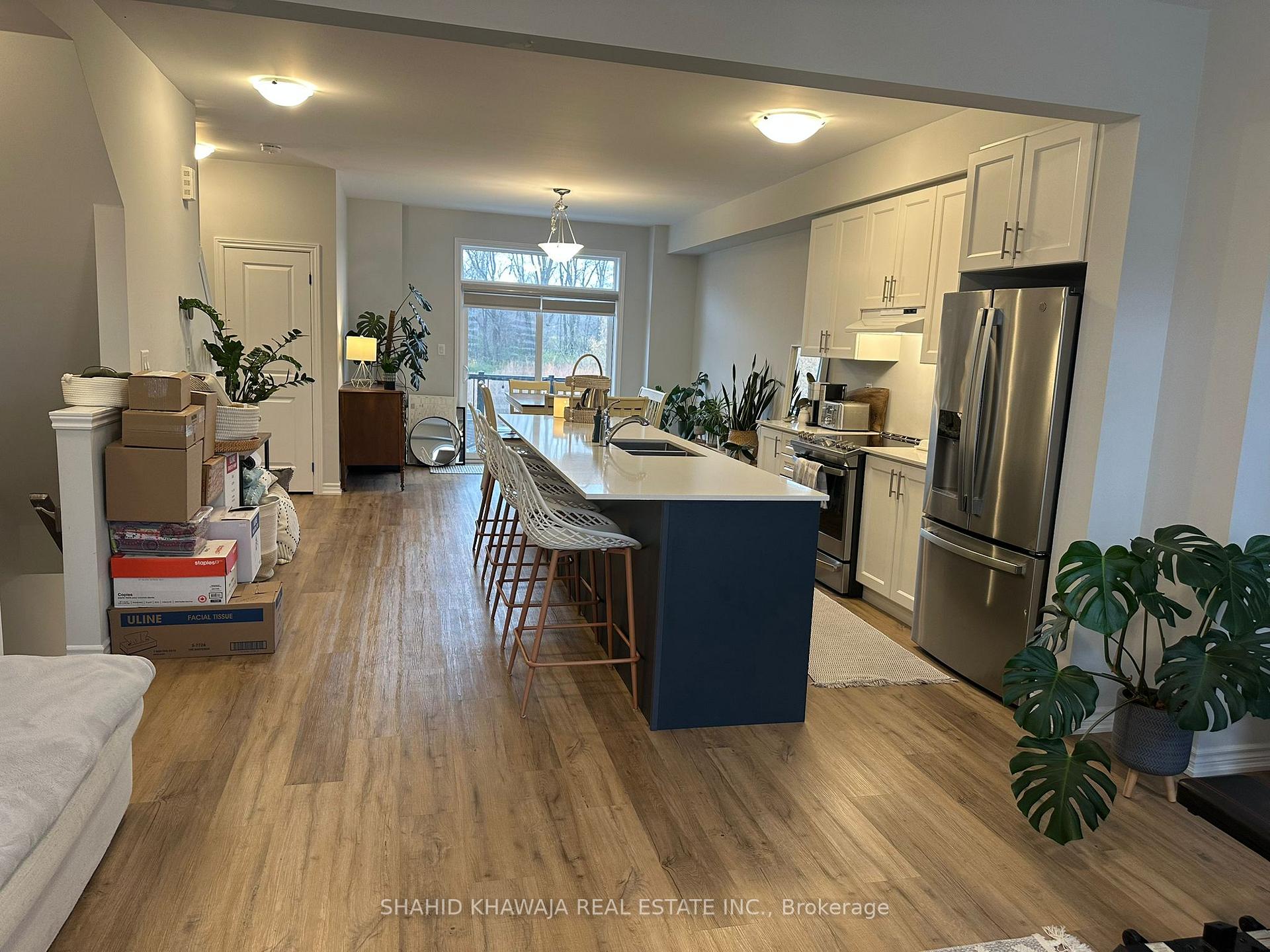 290 Equestrian Way 9