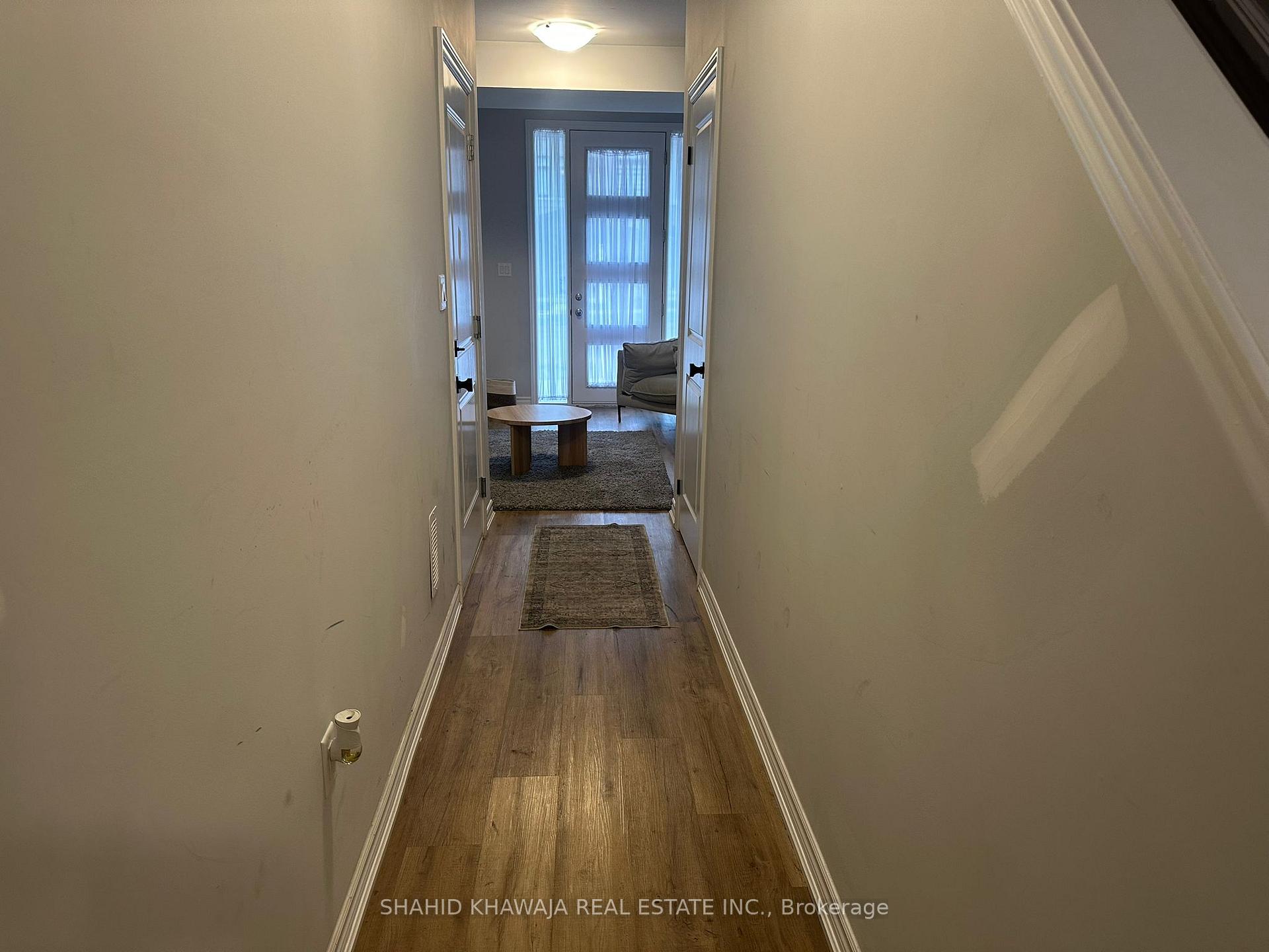 290 Equestrian Way 9