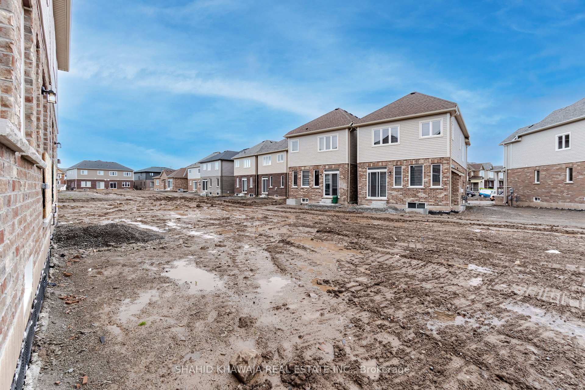 9241 White Oak Avenue