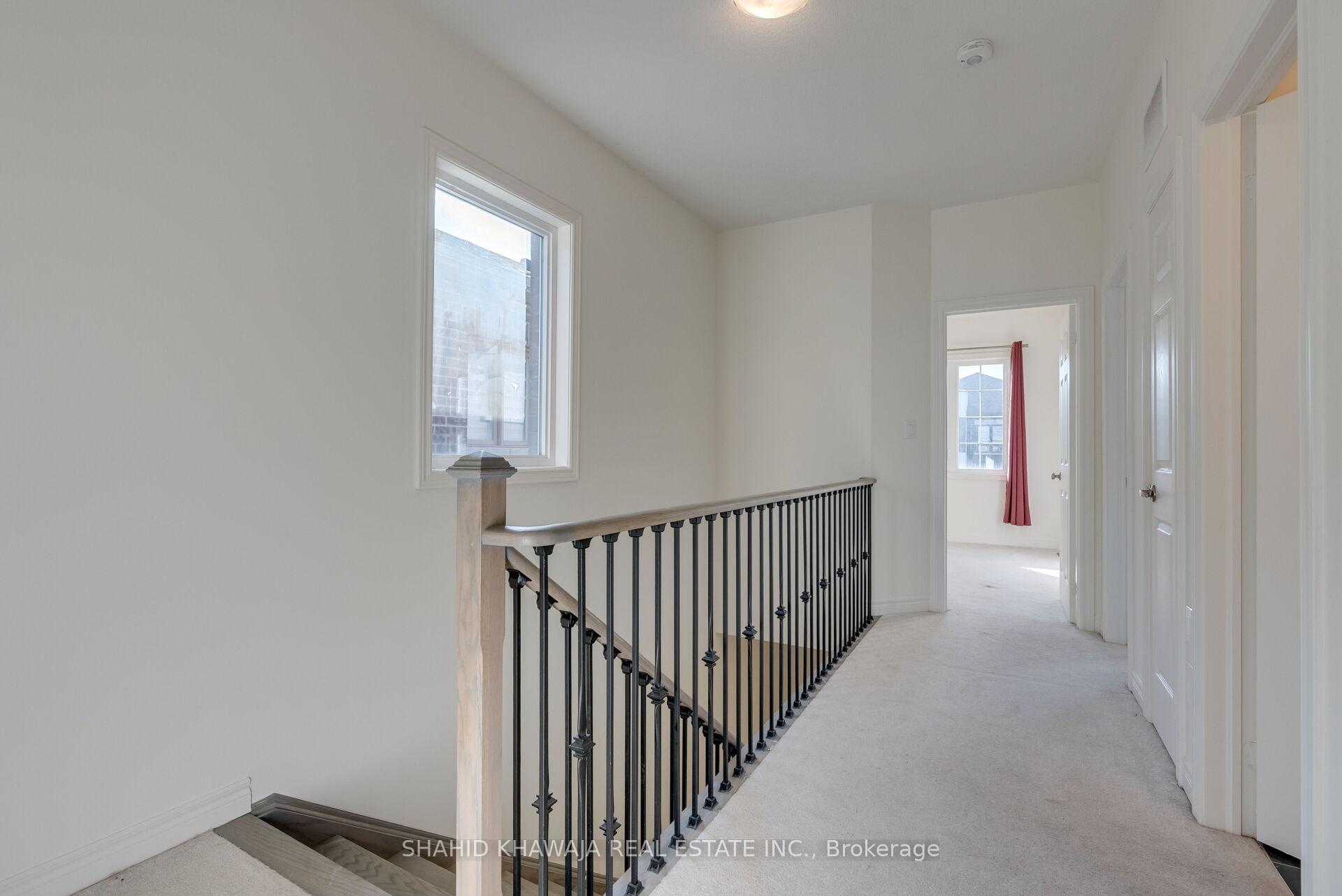62 Holcomb Terrace