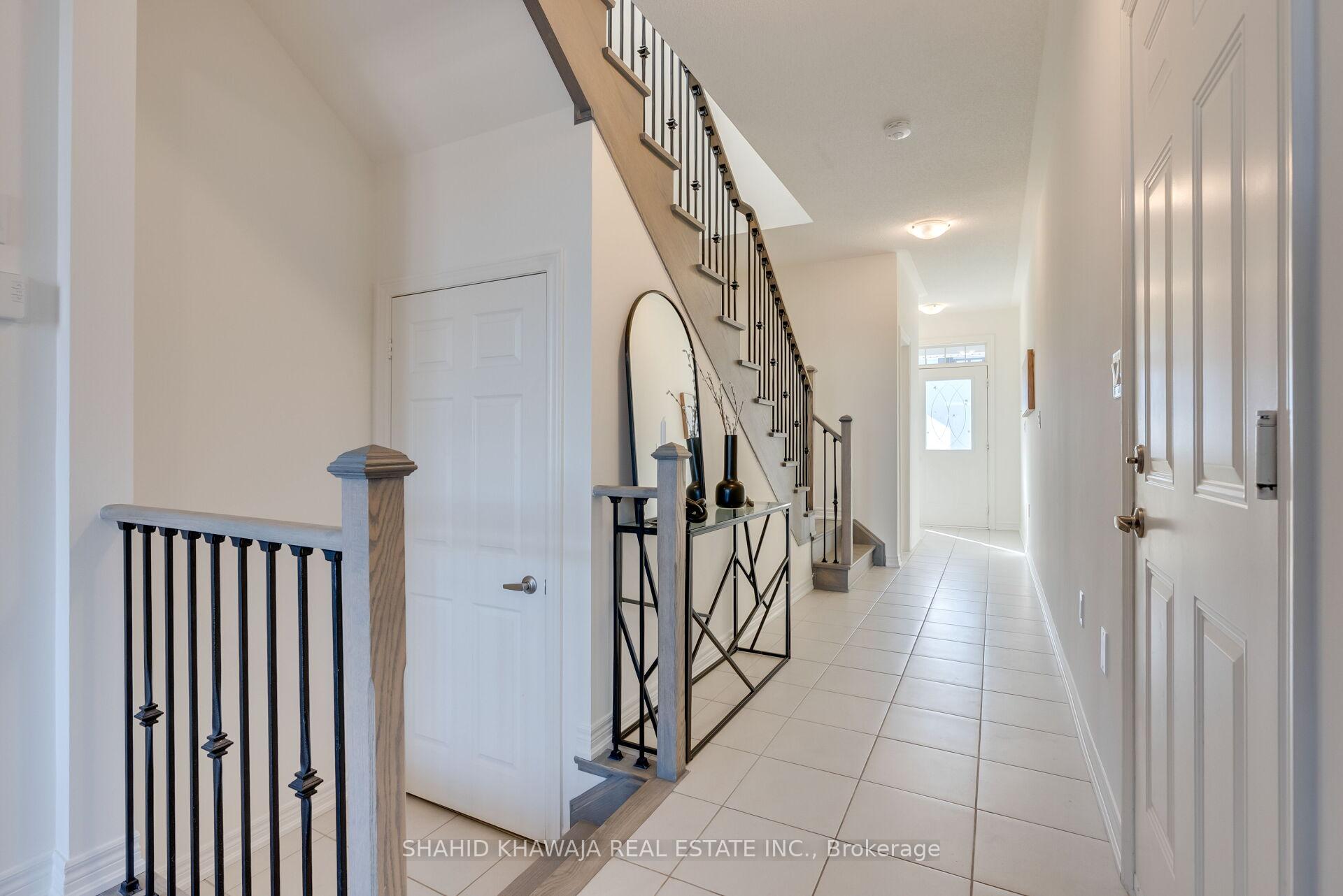 62 Holcomb Terrace