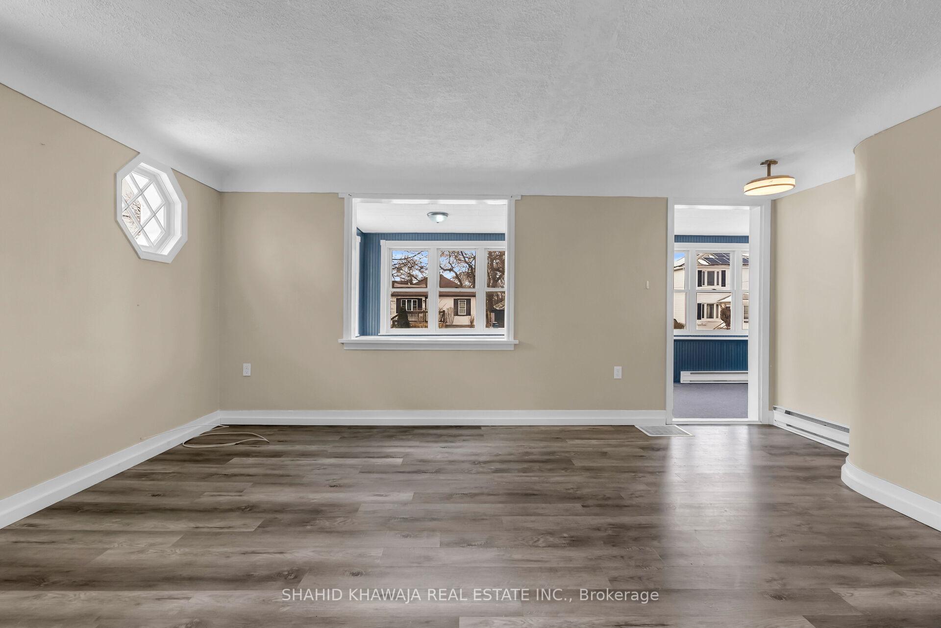 22 Lyons Avenue