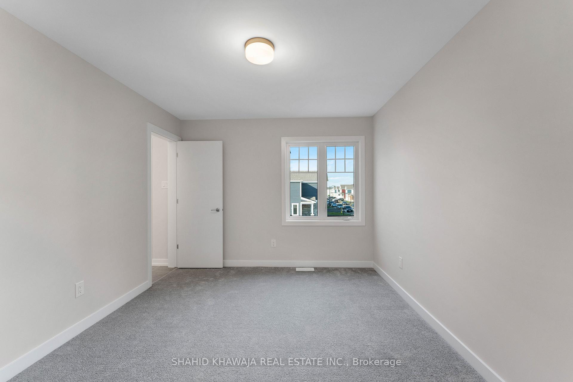 93 Hackamore Crescent