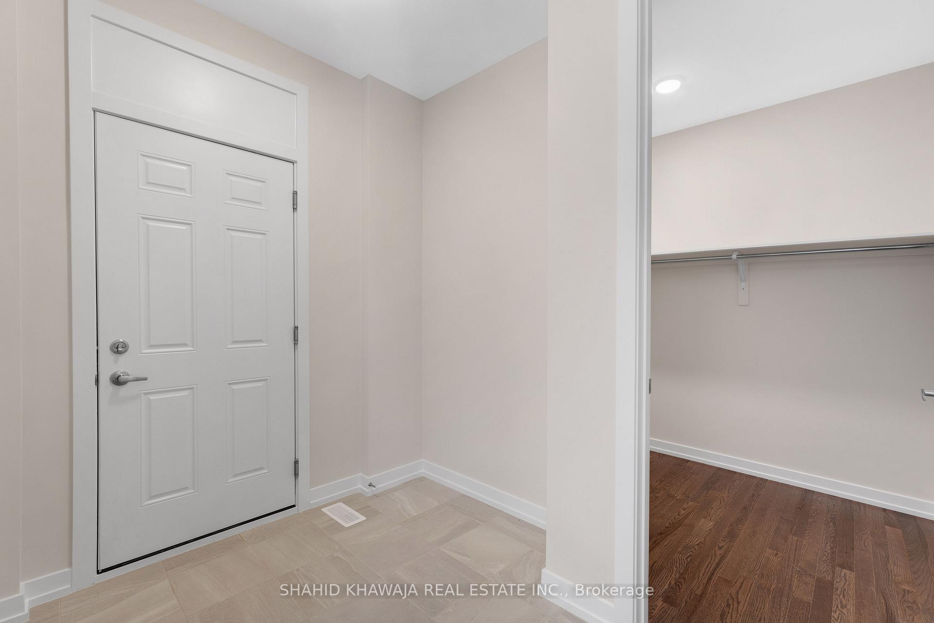 93 Hackamore Crescent