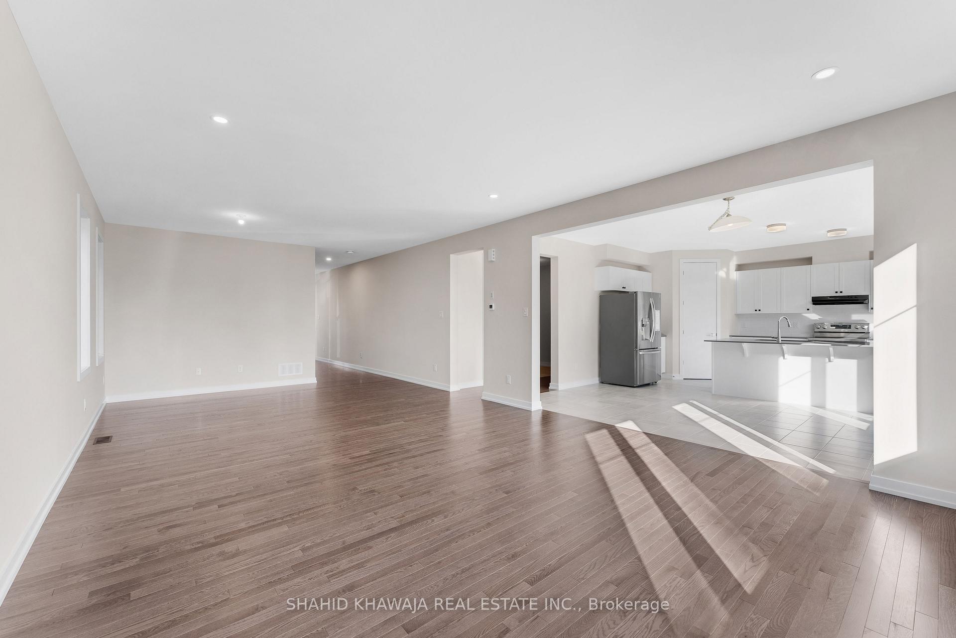 93 Hackamore Crescent