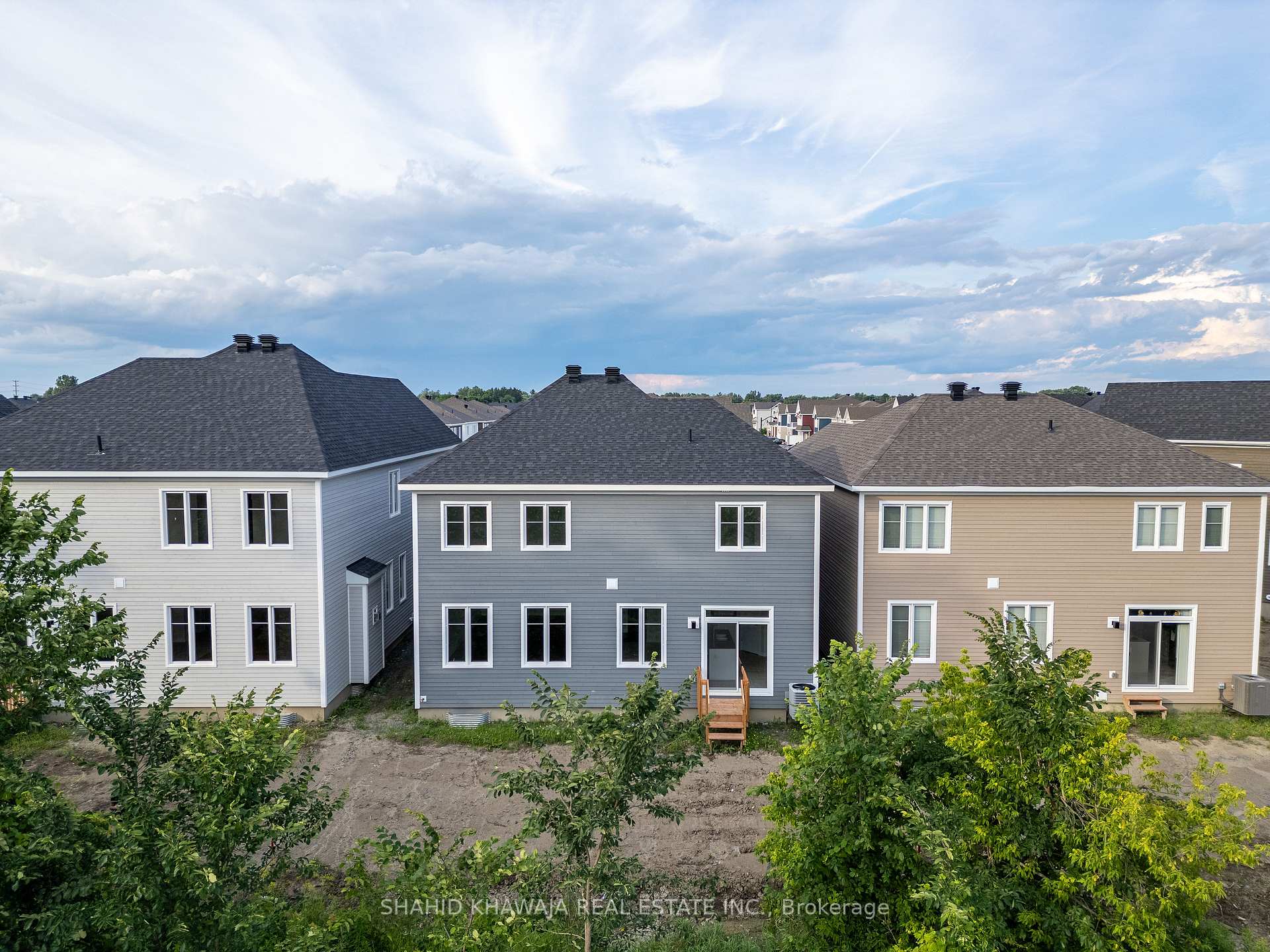 93 Hackamore Crescent