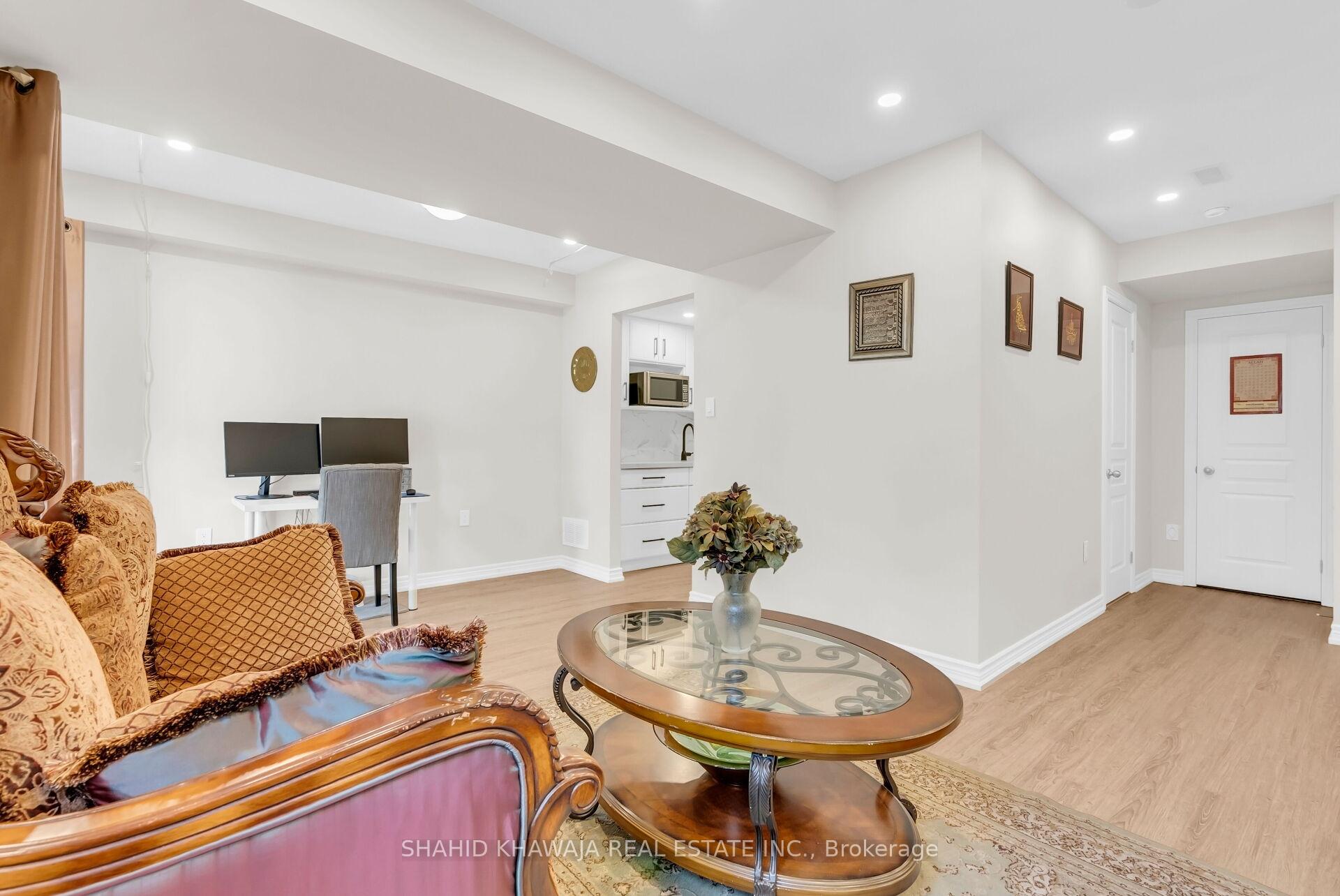49 Candlewood Court