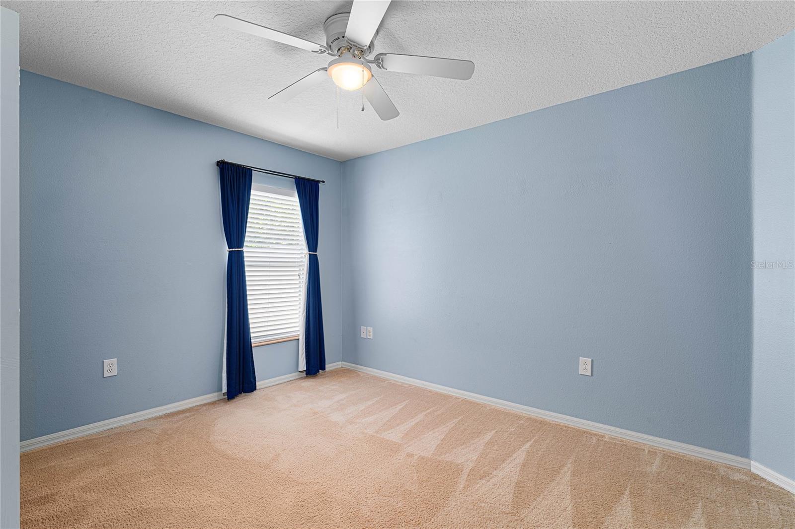 1700 LEYBOURNE LOOP LOOP