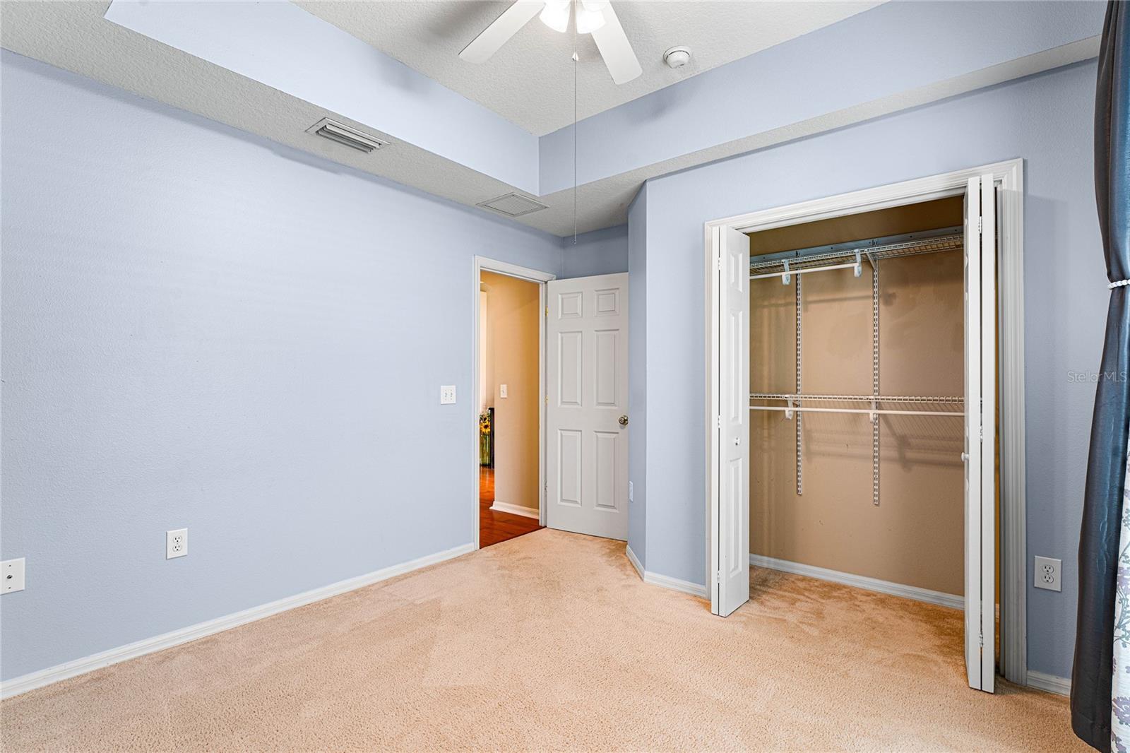 1700 LEYBOURNE LOOP LOOP